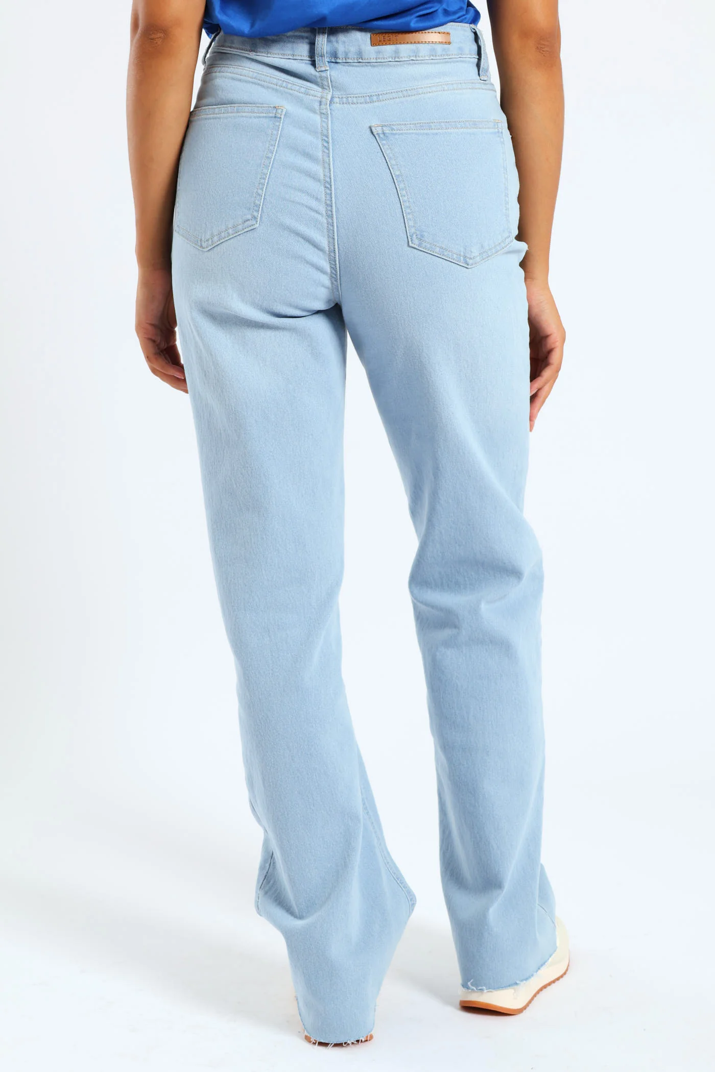 Raw Hem Basic Wideleg Jean - Light Wash - Image 6