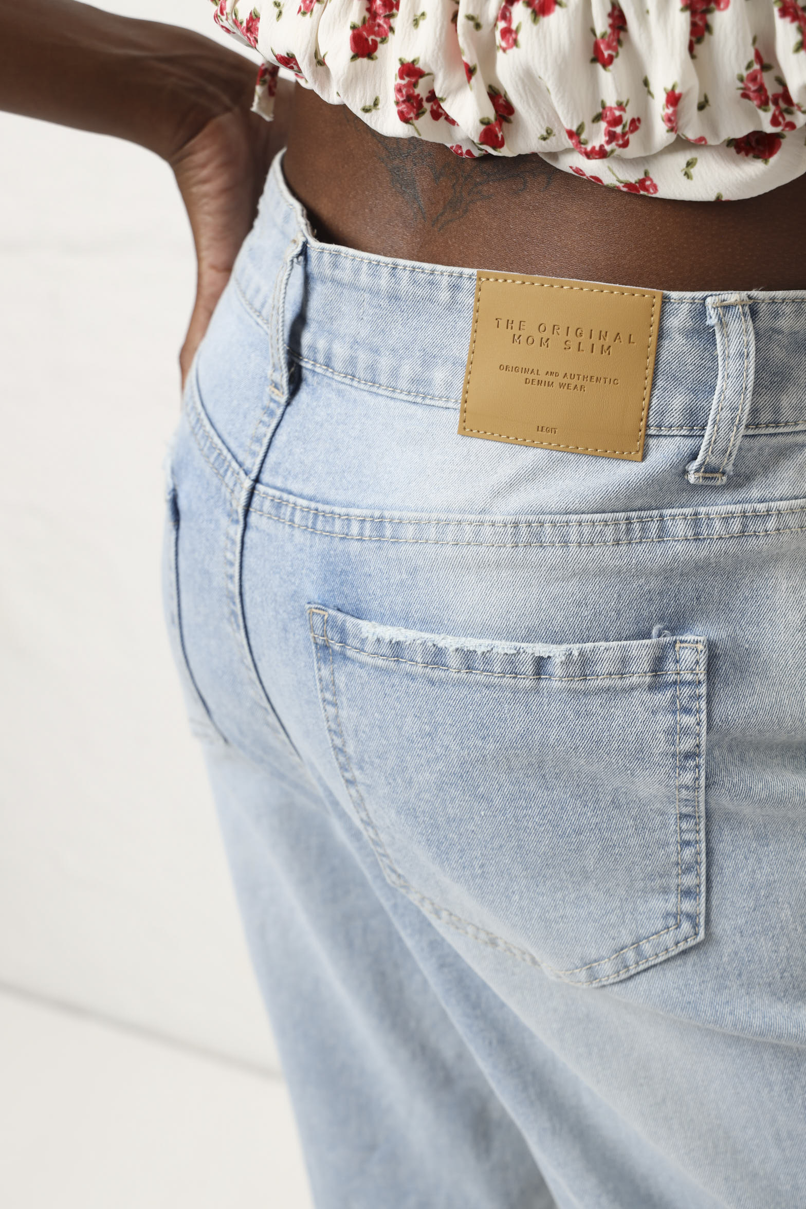 Raw Hem Slim Mom Jean - Stonewash - Image 4