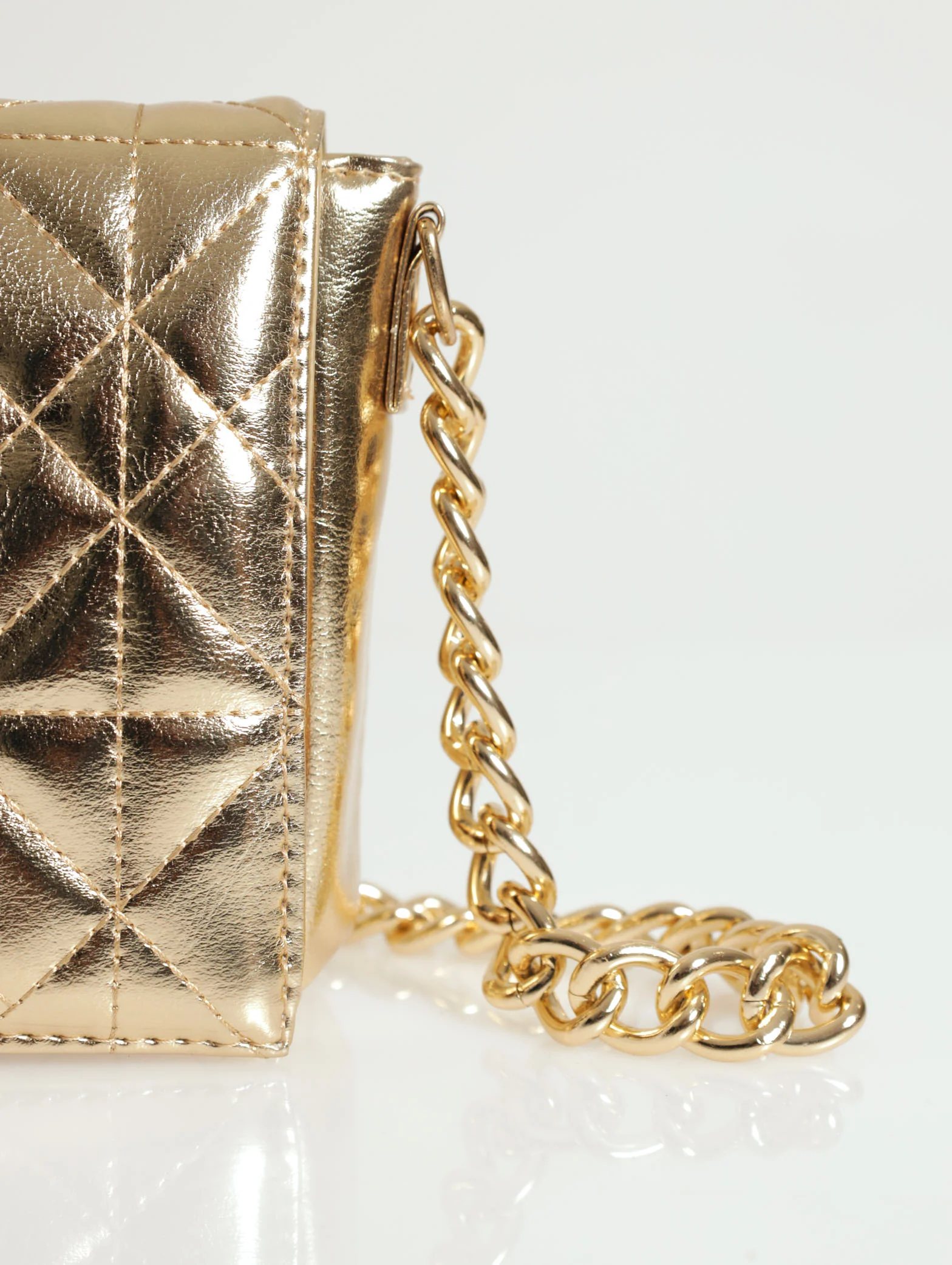 Rectangle Quilted Shoulder Bag - Image 4