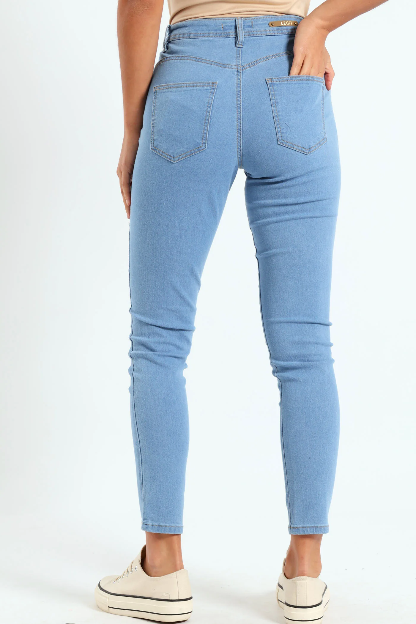 Regular Rise Push-Up Skinny Jean - Light Wash - Image 4