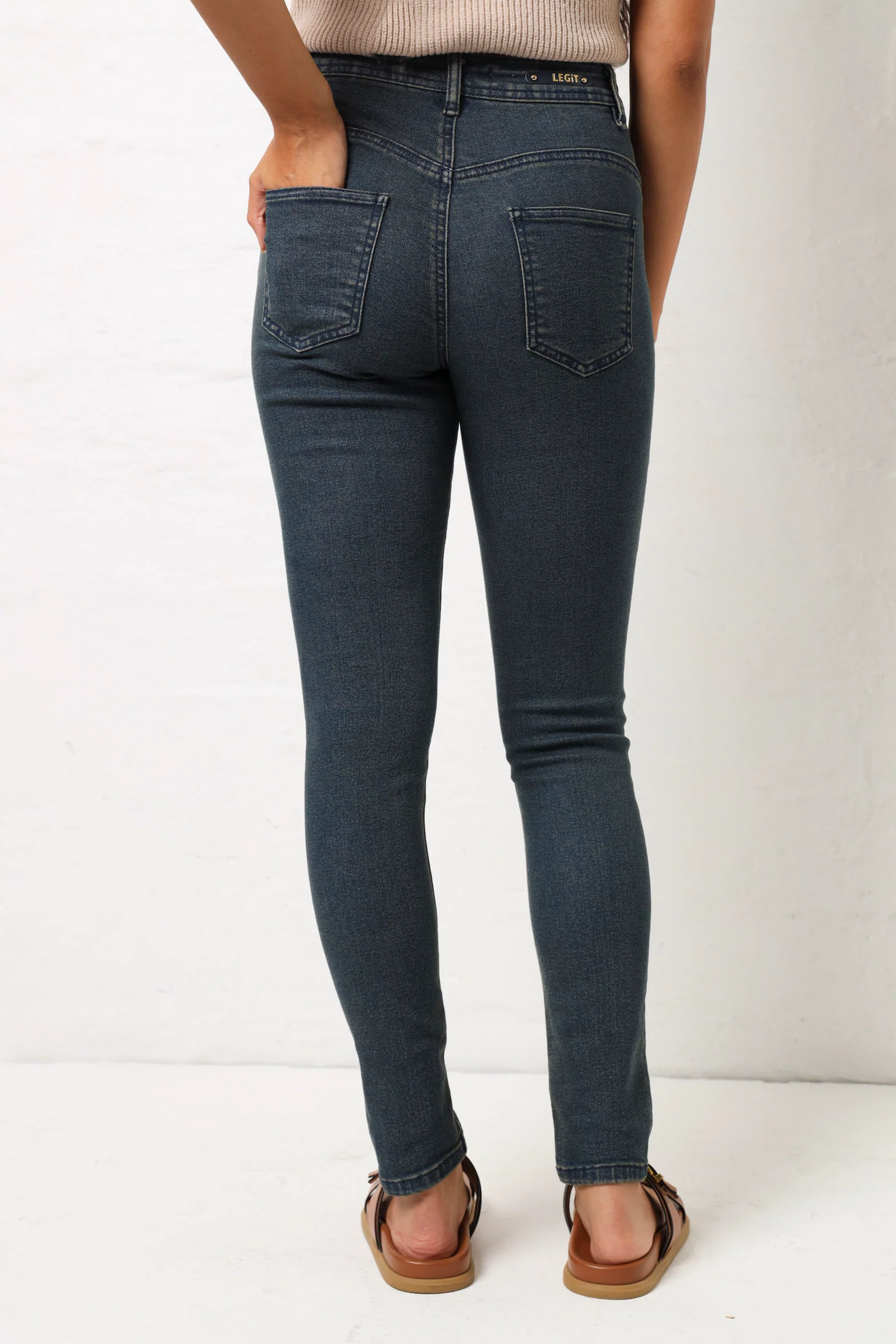 Regular Rise Push-Up Skinny - Tea Stain - Image 5