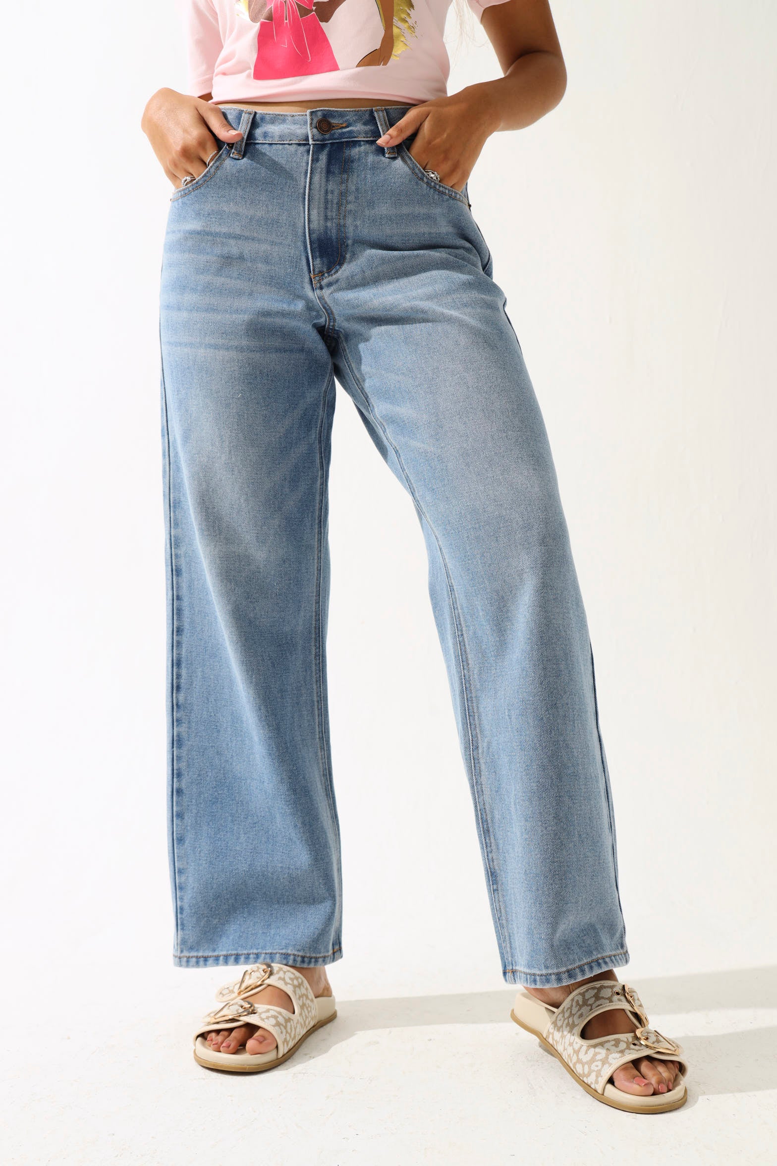 Relaxed Boyfriend Jean - Stonewash