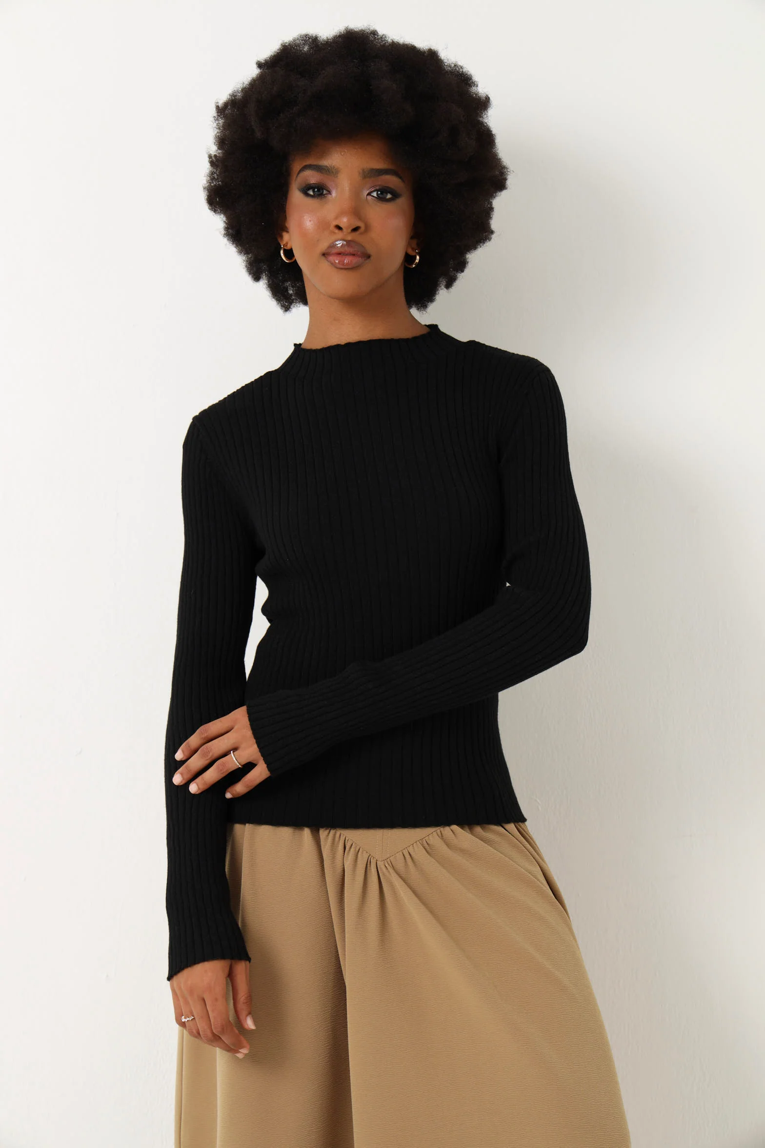 Ribbed Turtleneck Core - Black