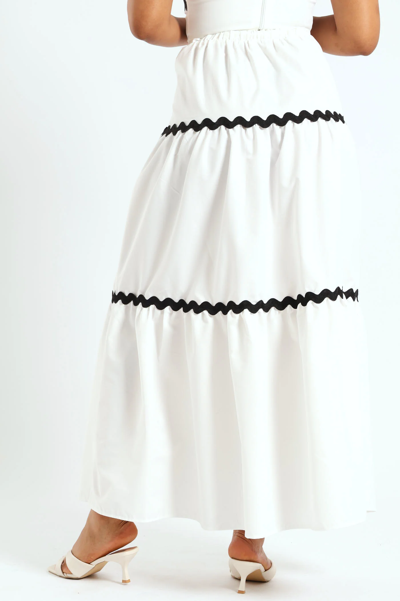 Ric Rac Tiered Poplin Midi Skirt - White/Black - Image 5
