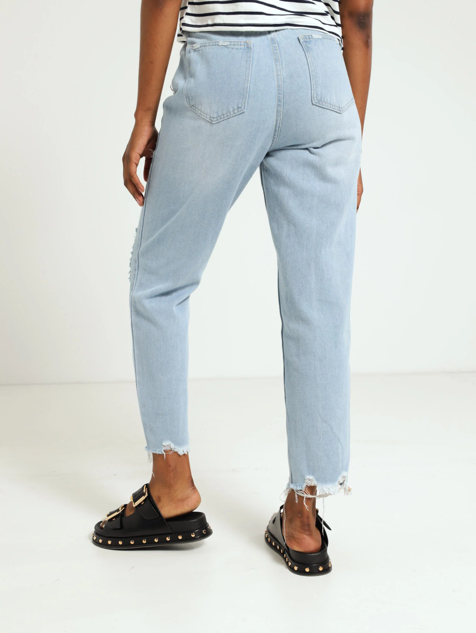 Ripped Hem Mom Jean - Image 3