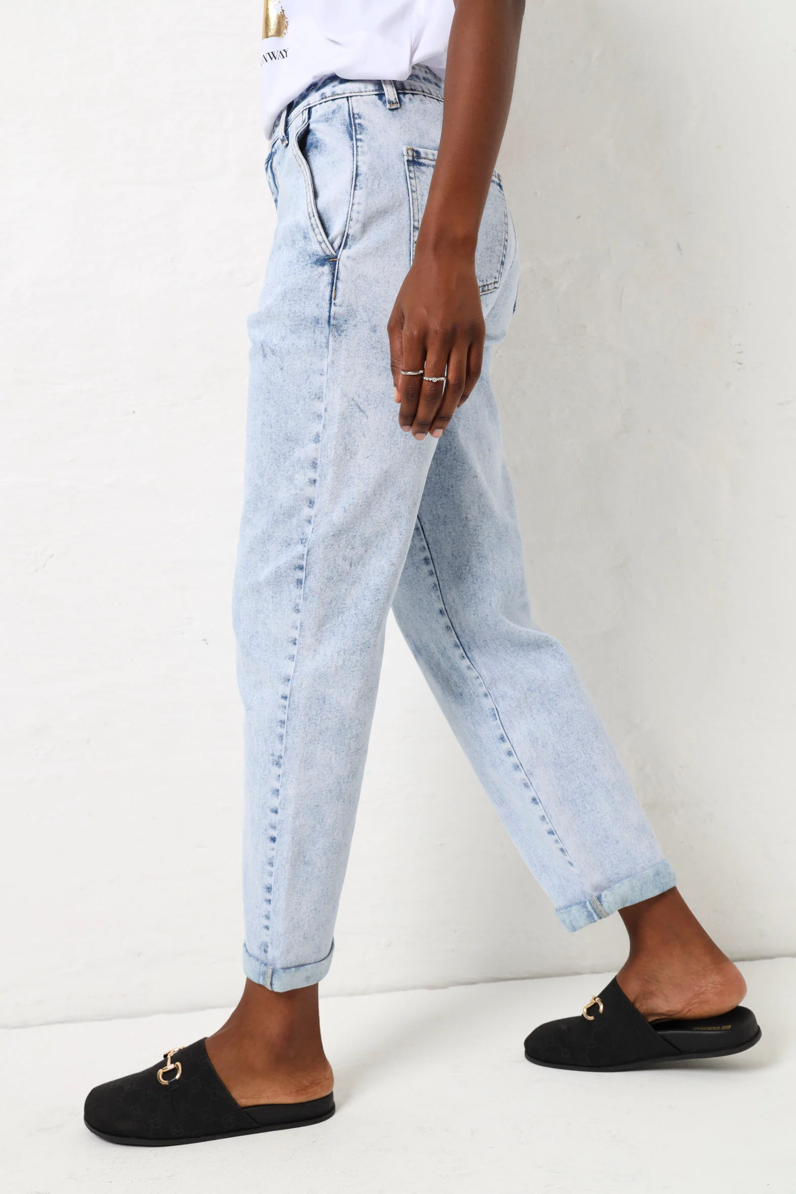 Rolled Hem Barrel Leg Jean - Stonewash - Image 6