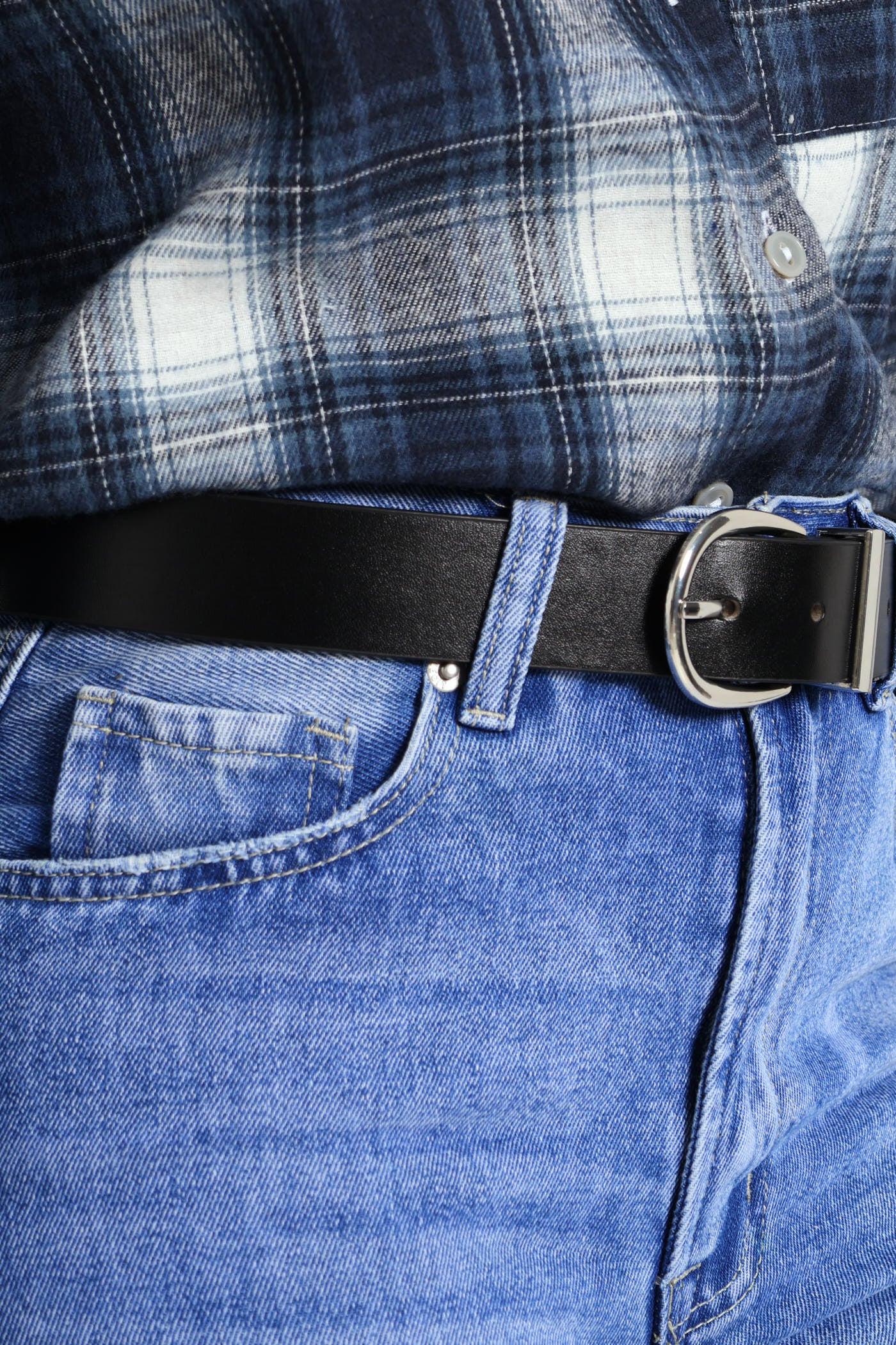 Round Buckle & Metal Loop Core Belt - Silver - Image 4
