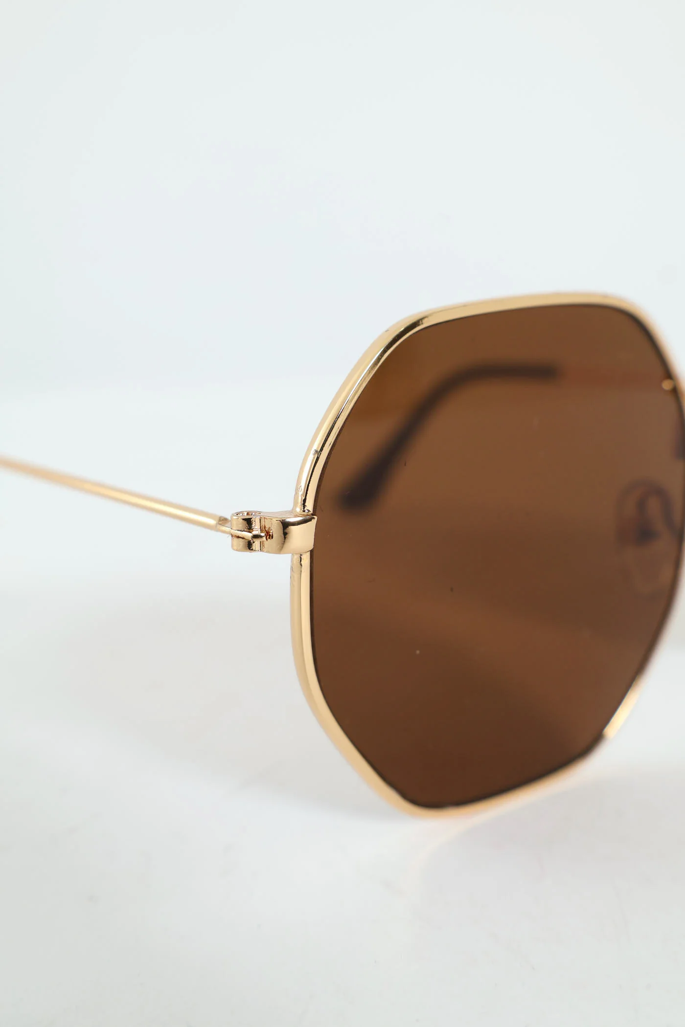 Round Metal Sunglasses - Brown - Image 3