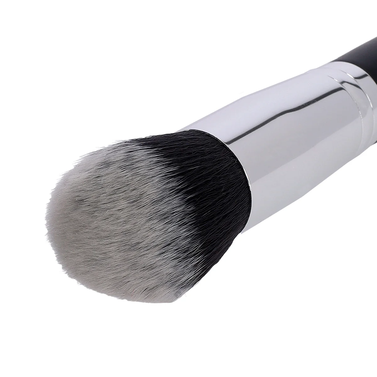 Rounded Foundation Brush - Image 3