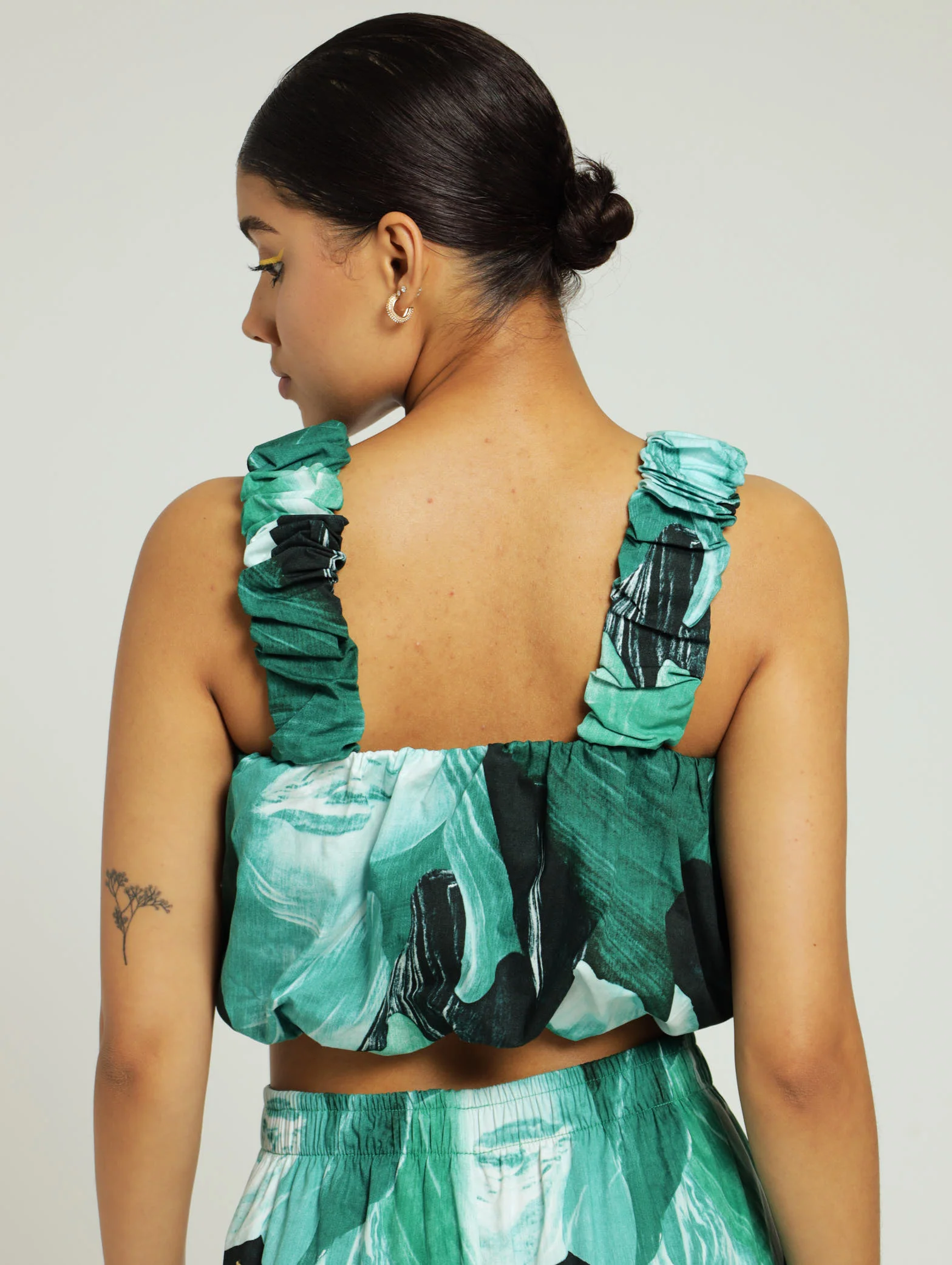 Ruched Strap Printed Poplin Crop Top - Green - Image 3