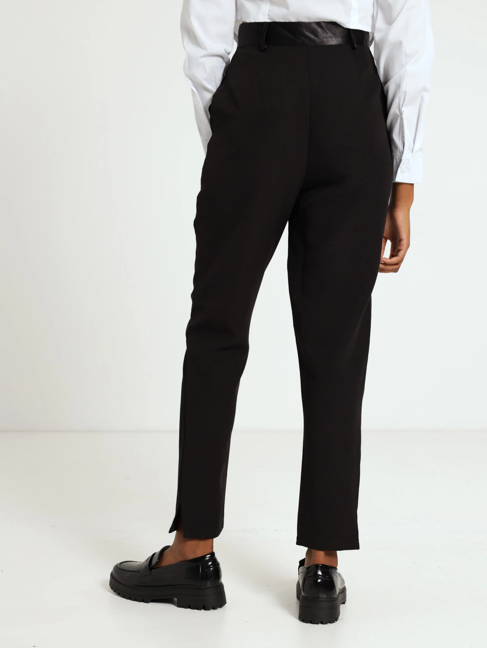 Satin Contrast Side Slit Pants - Image 3