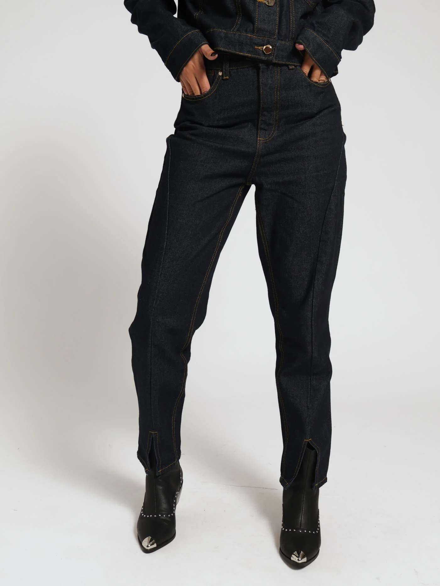 Seam Split Hem Mom Jean - Ink