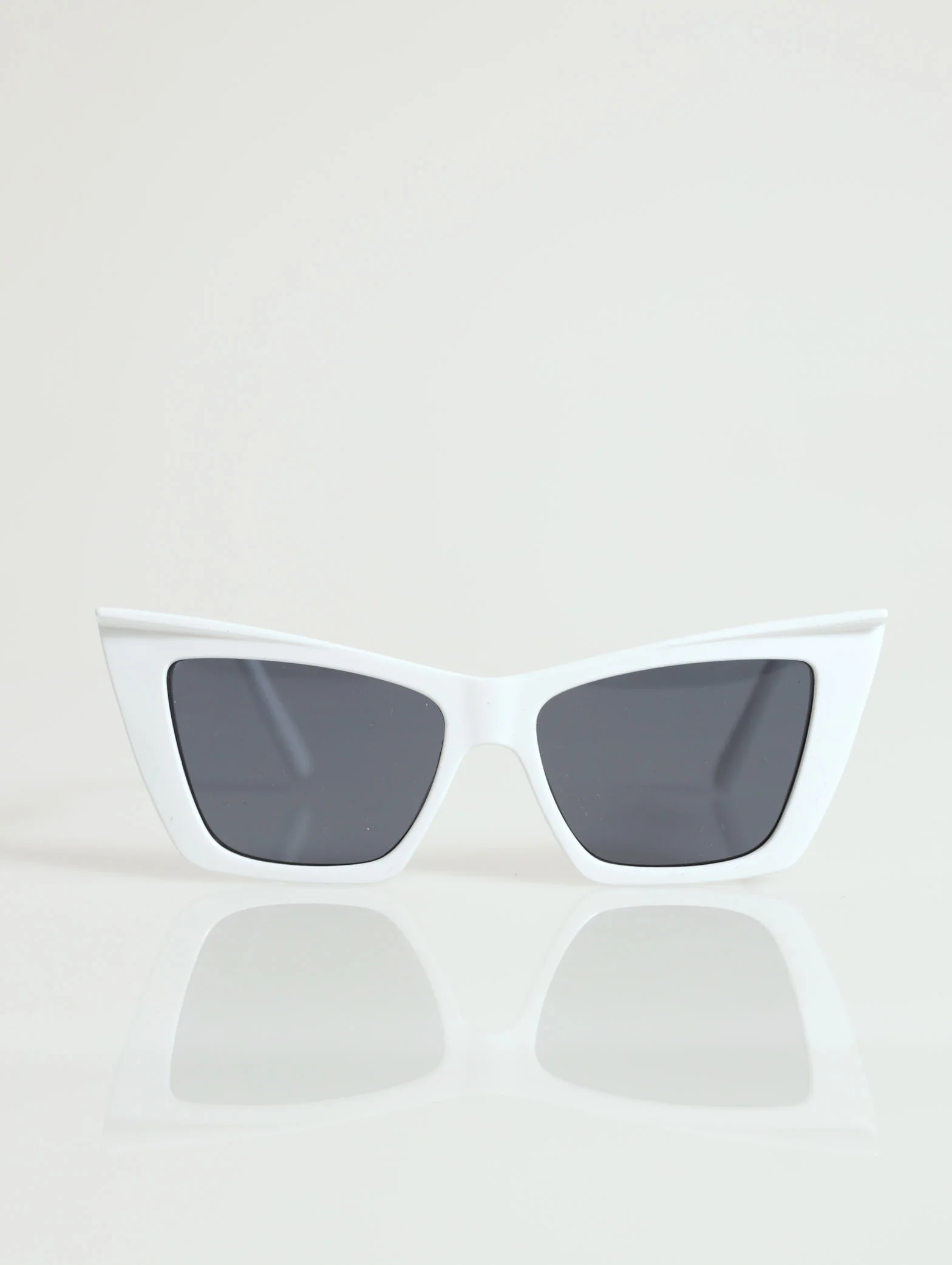 Sharp Cat Eye Sunglasses