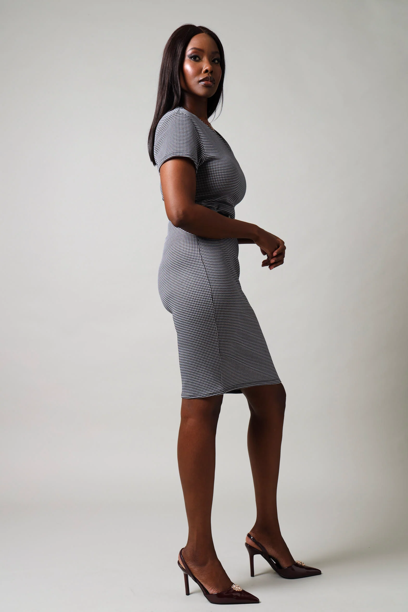 Short Sleeve Belted Midi Bodycon - Black/White - Image 4
