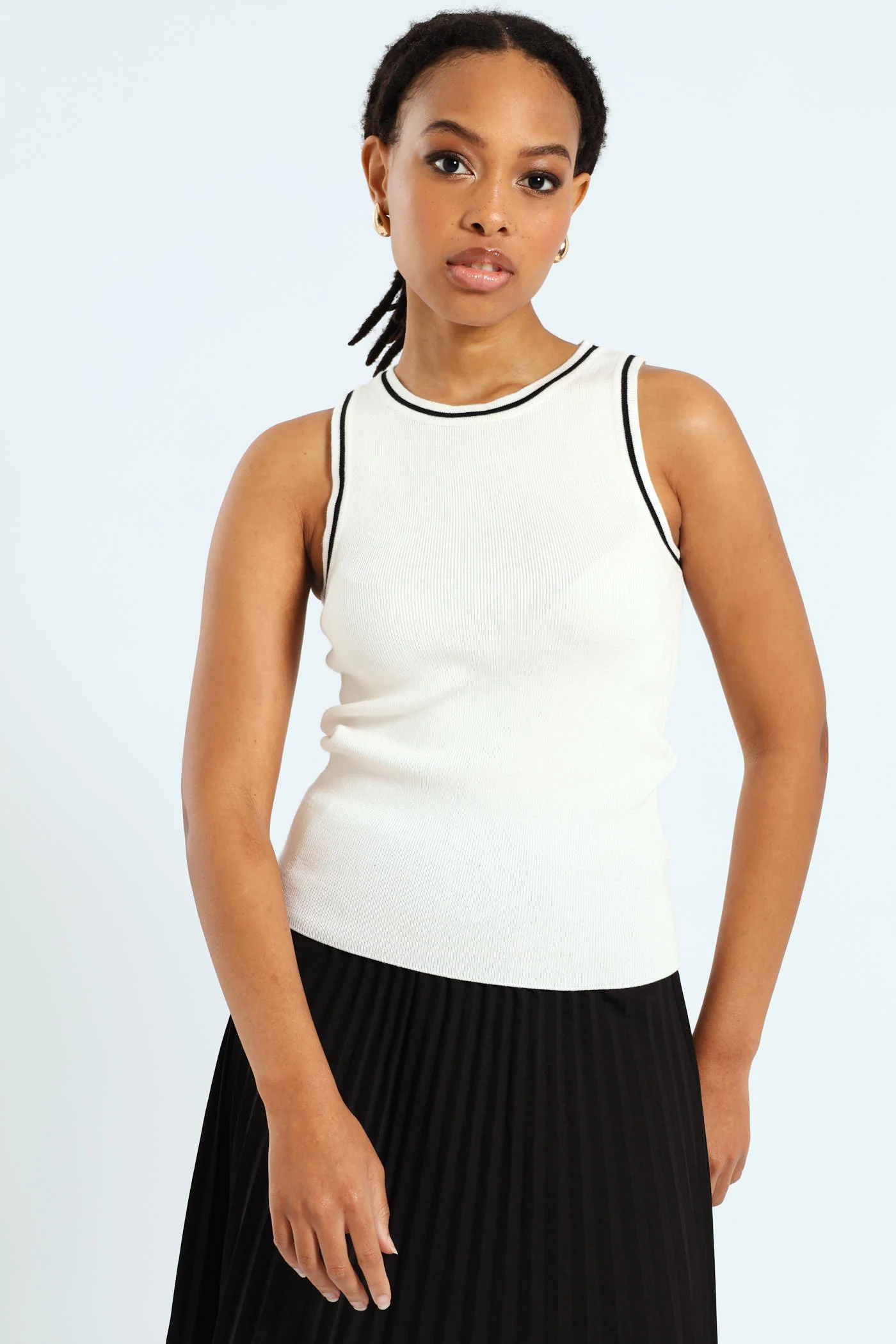 Short Sleeve Contrast Tipping Tank Top - Black/White