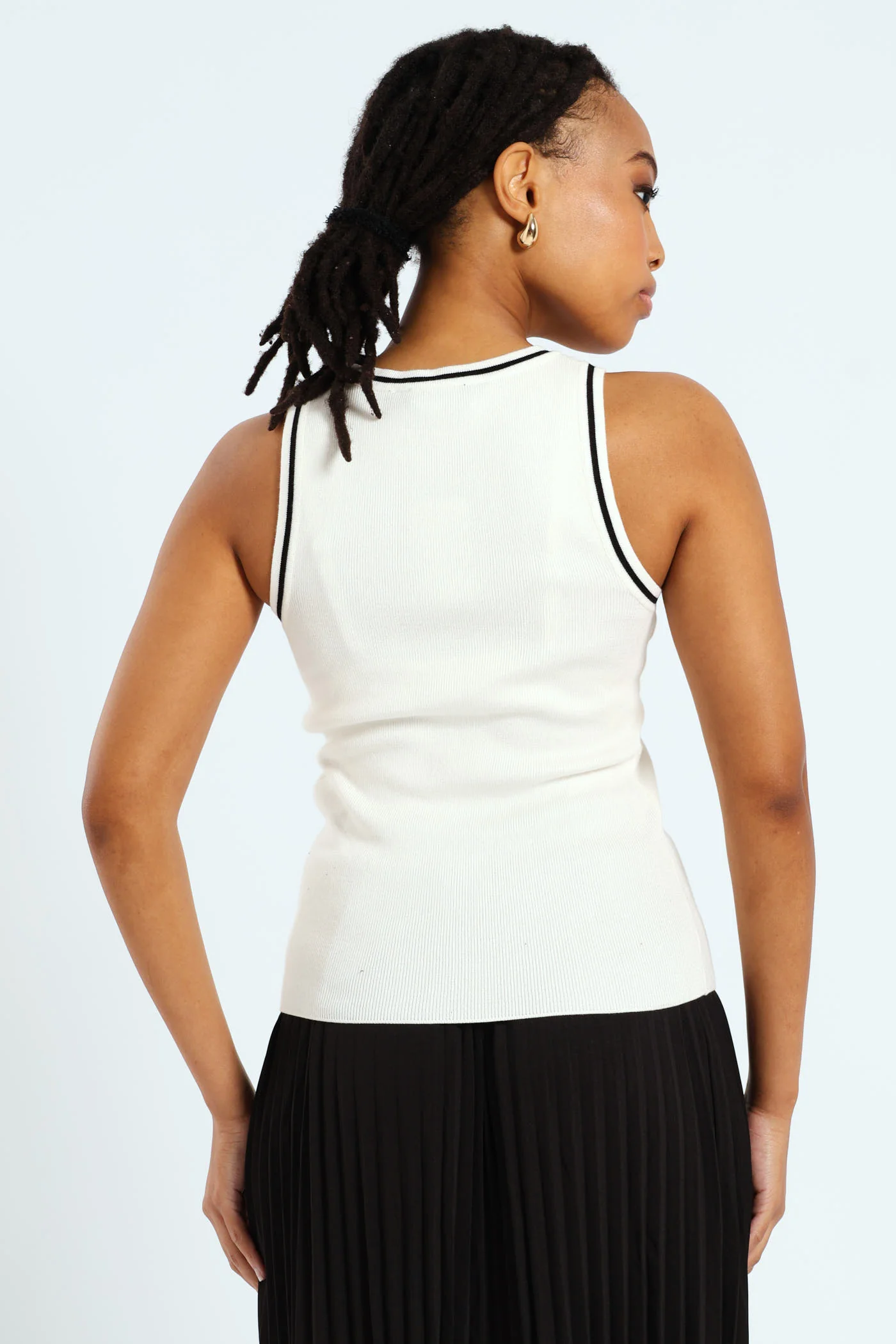 Short Sleeve Contrast Tipping Tank Top - Black/White - Image 3