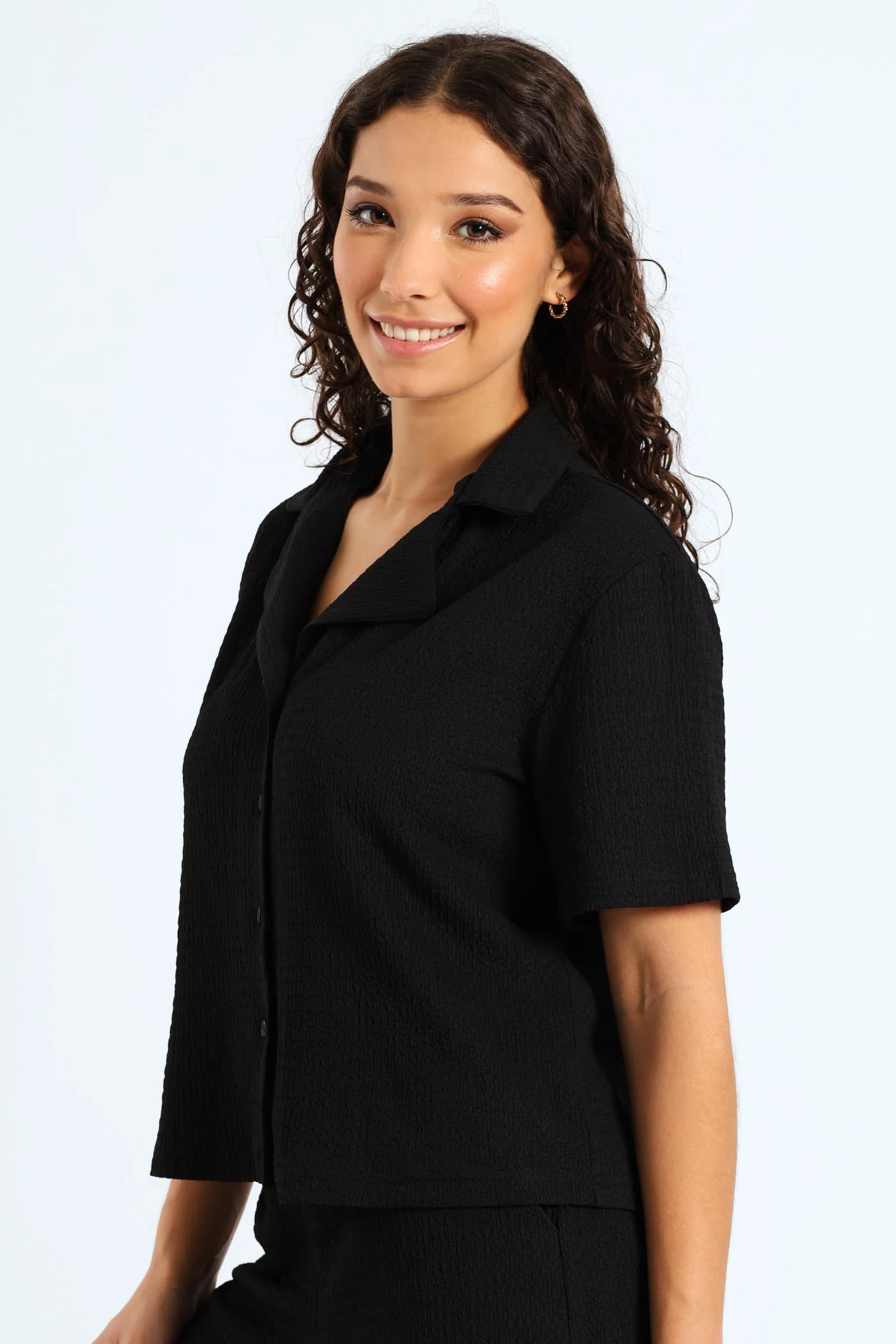 Short Sleeve Crinkle Knit Shirt - Black - Image 3