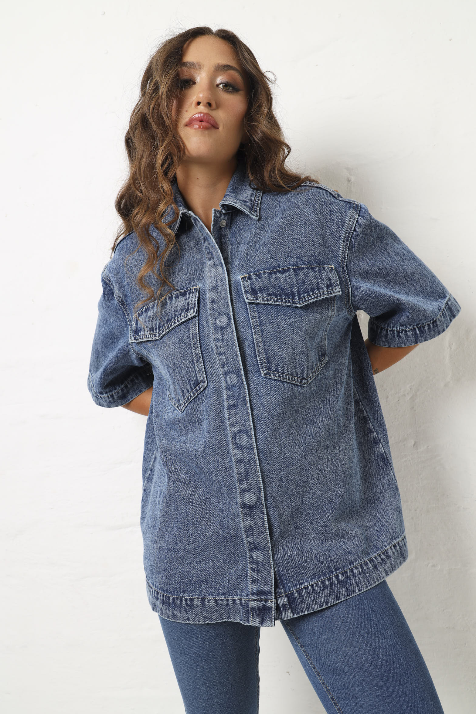 Short Sleeve Denim Shacket - Medium Wash - Image 6