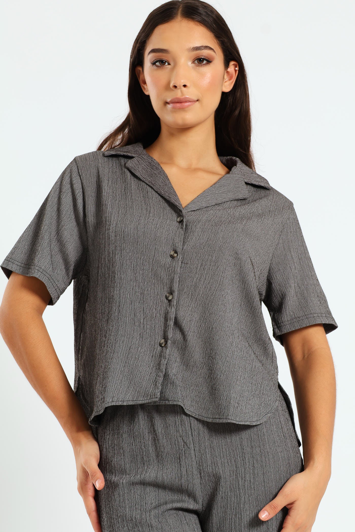 Short Sleeve Textured Knit Shirt - Grey