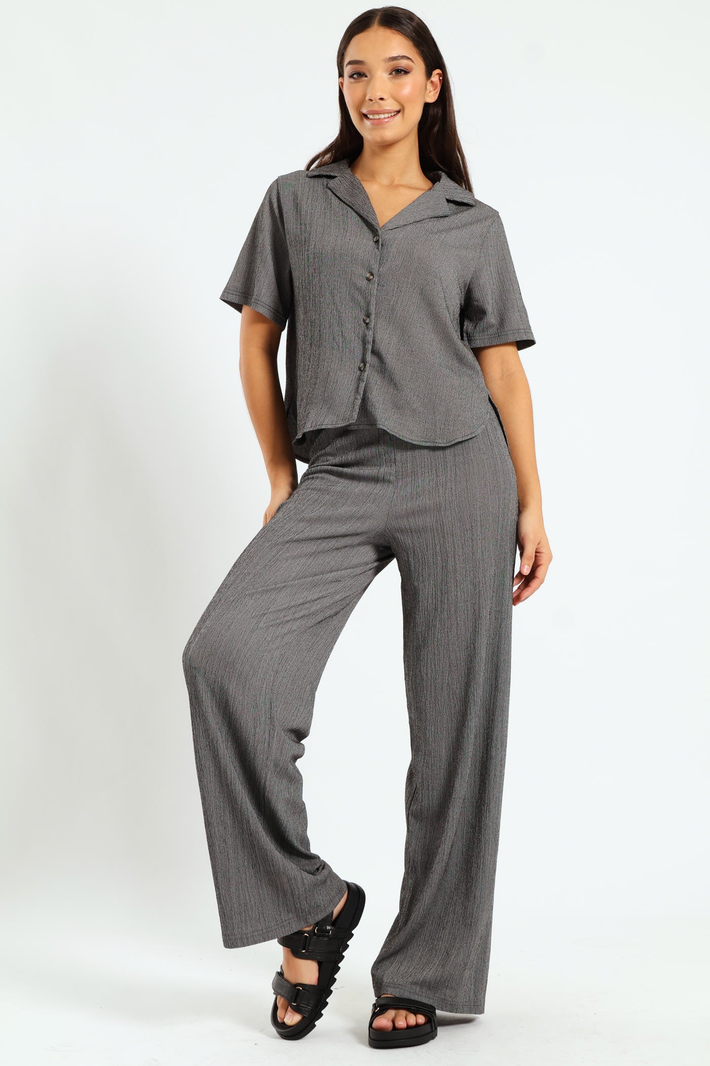 Short Sleeve Textured Knit Shirt - Grey - Image 2