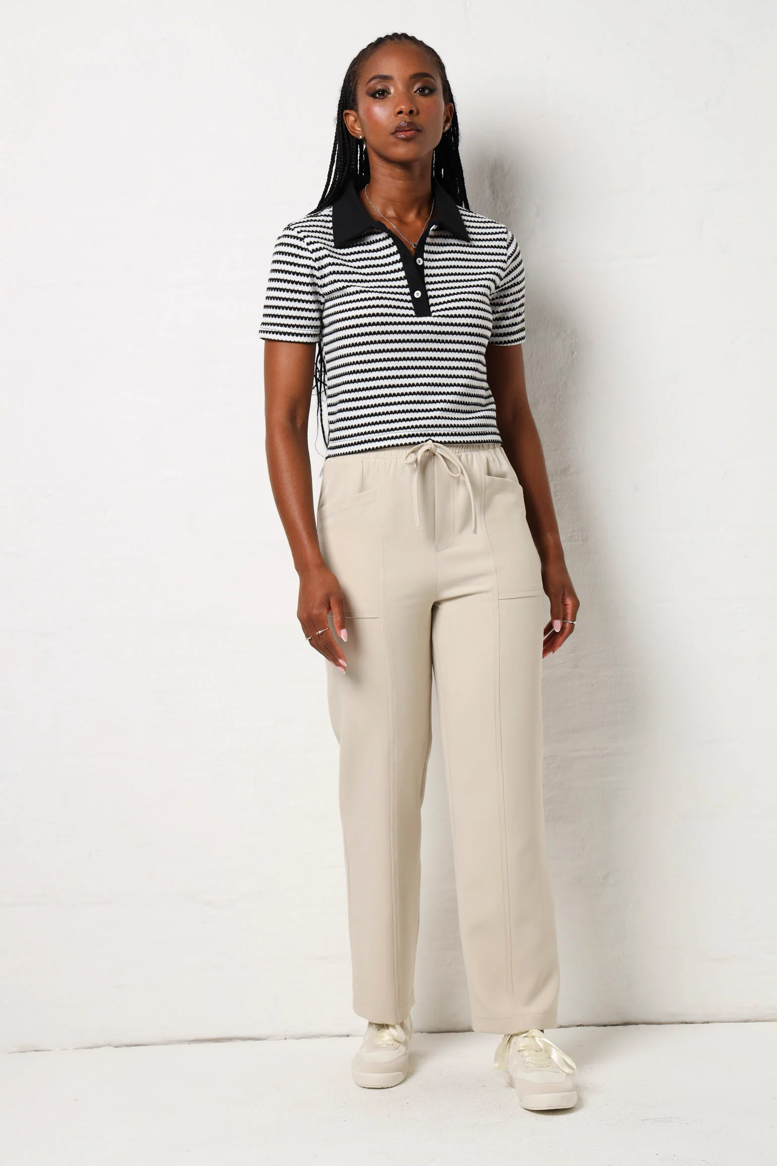 Short Sleeve Textured Knit Stripe Golfer - Black/Cream - Image 4