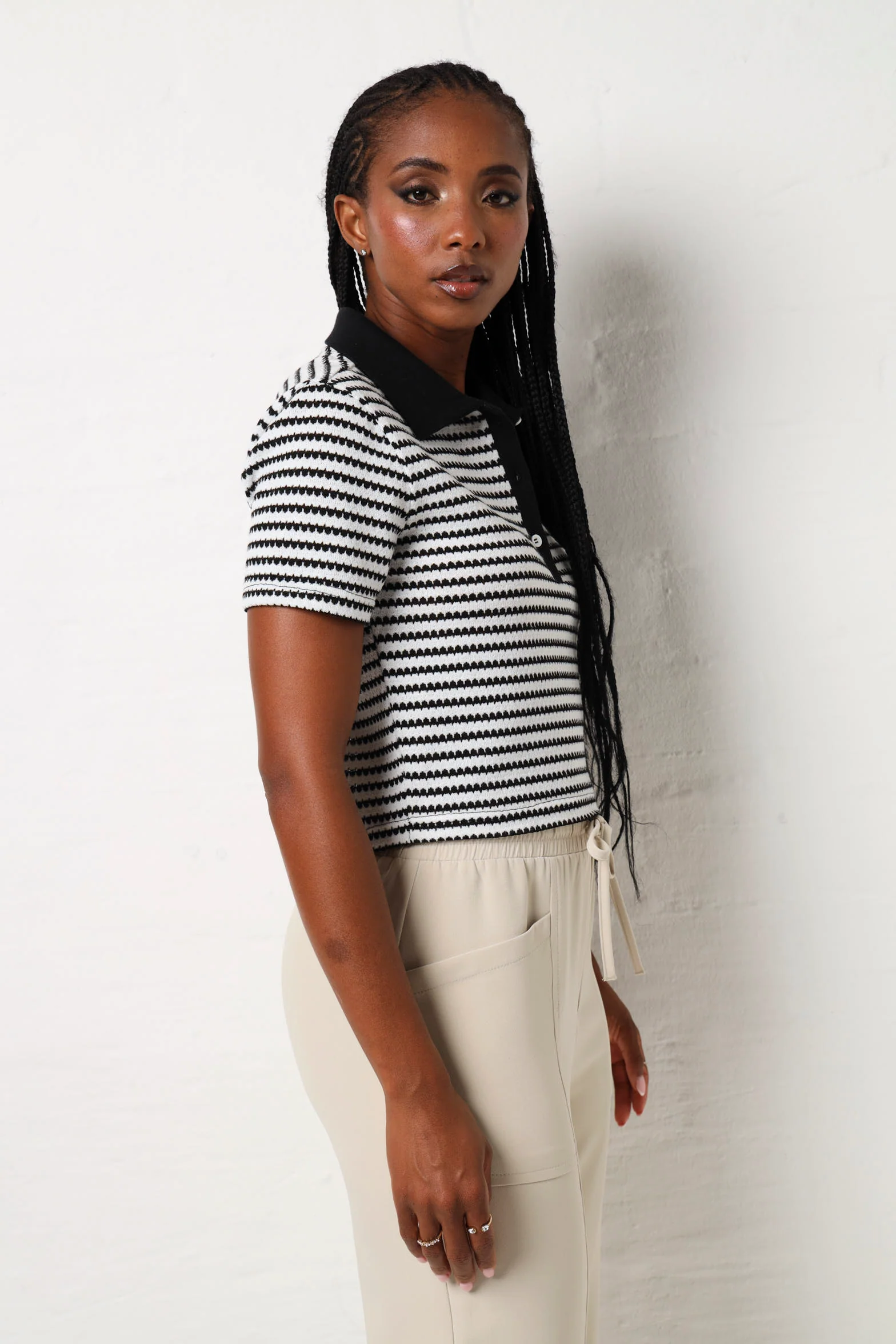 Short Sleeve Textured Knit Stripe Golfer - Black/Cream - Image 5