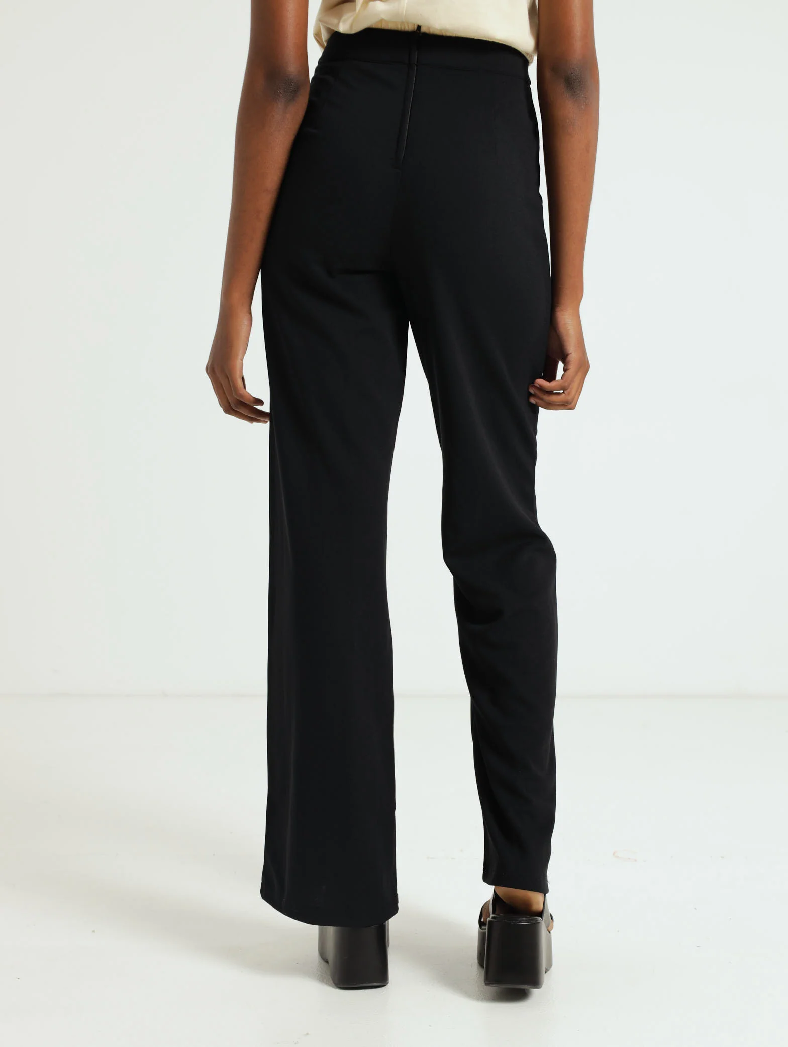 Chain Detail Wideleg Pants - Image 4