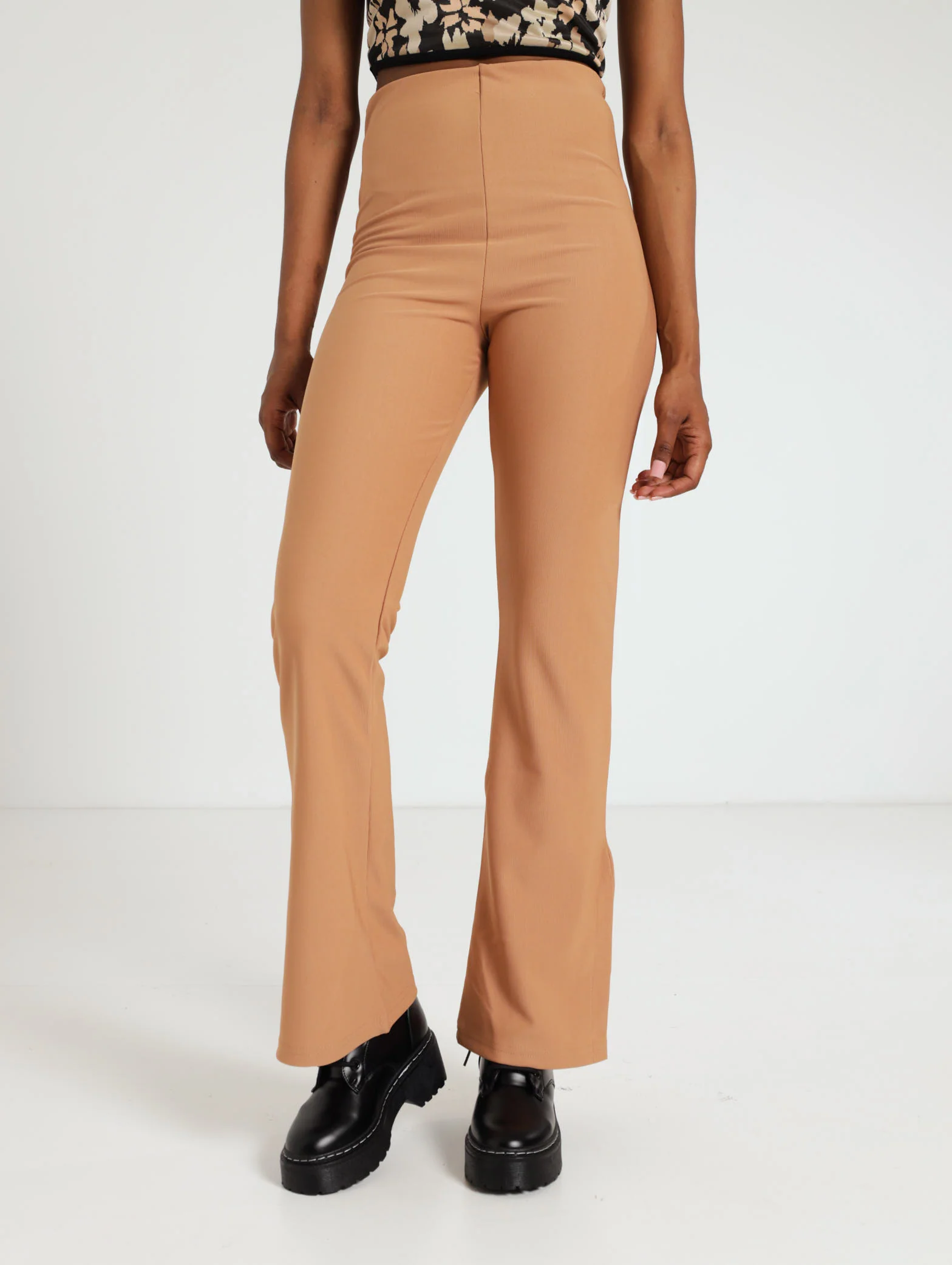 Side Slit Ribb Pant - Image 3