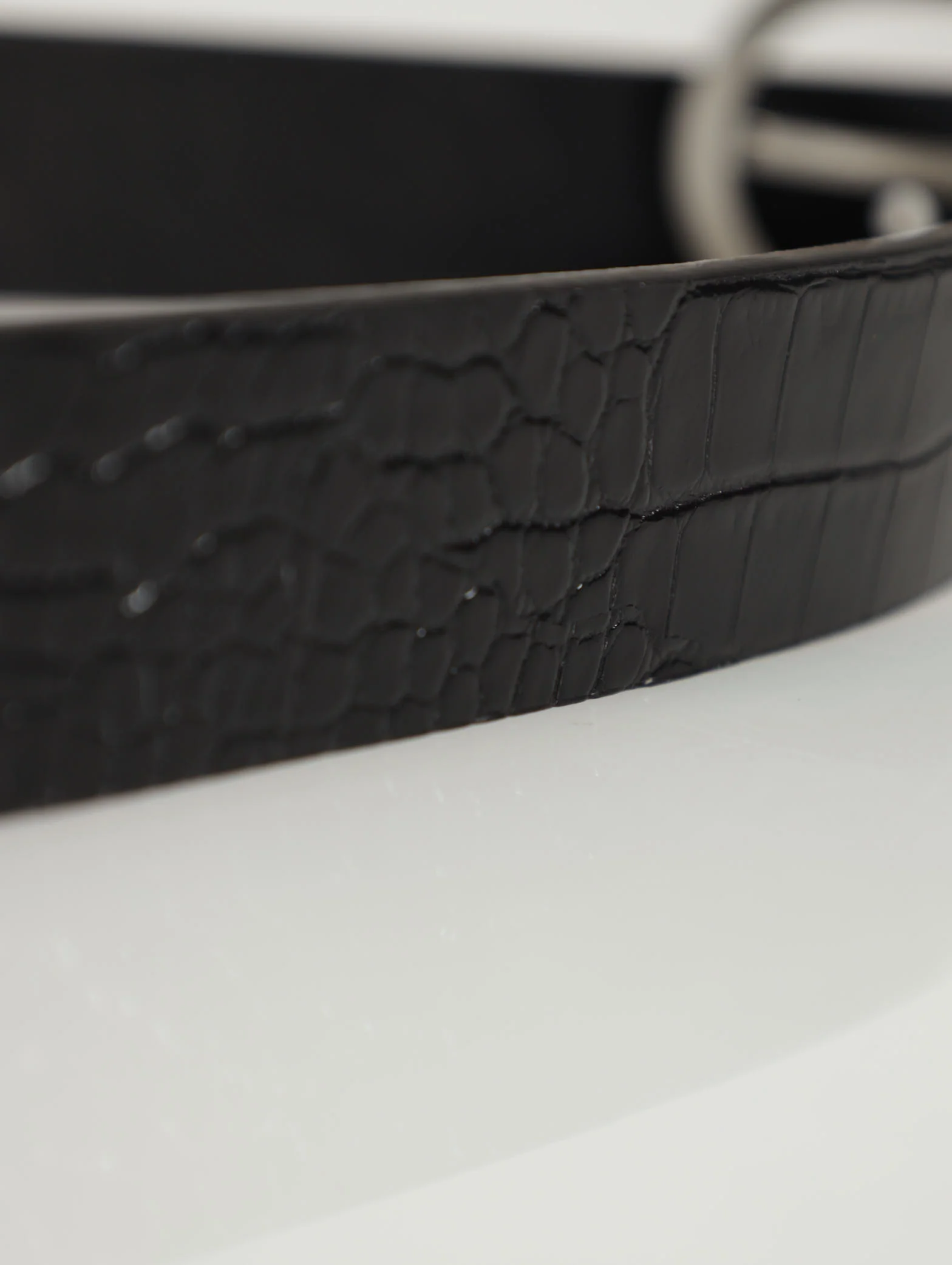 Silver Rounded Buckle & Loop Belt - Image 4