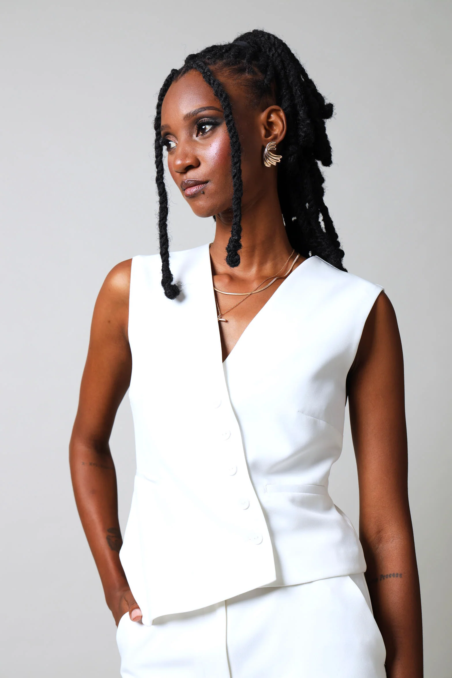 Sleeveless Asymmetrical Waistcoat - White