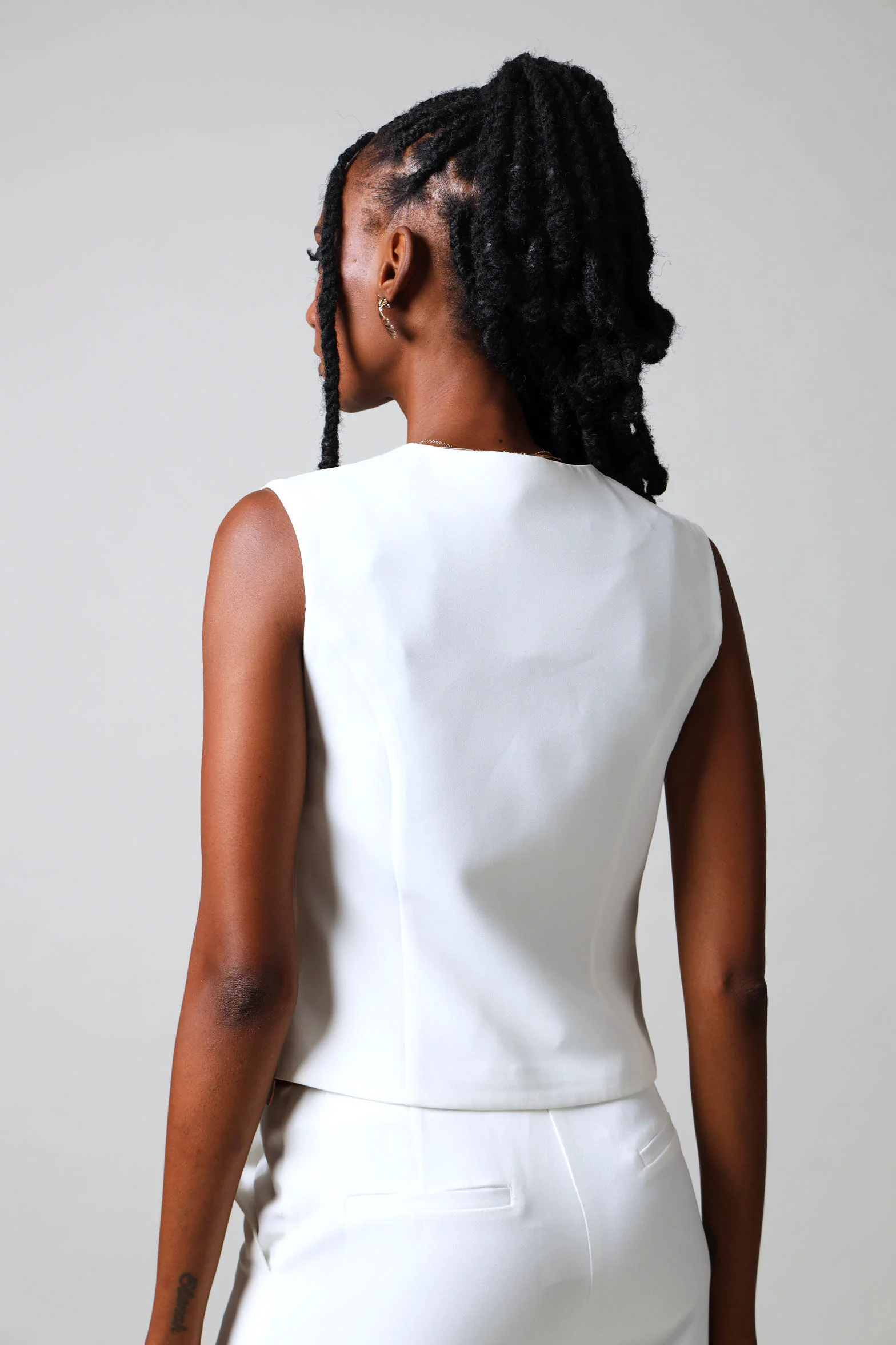 Sleeveless Asymmetrical Waistcoat - White - Image 5