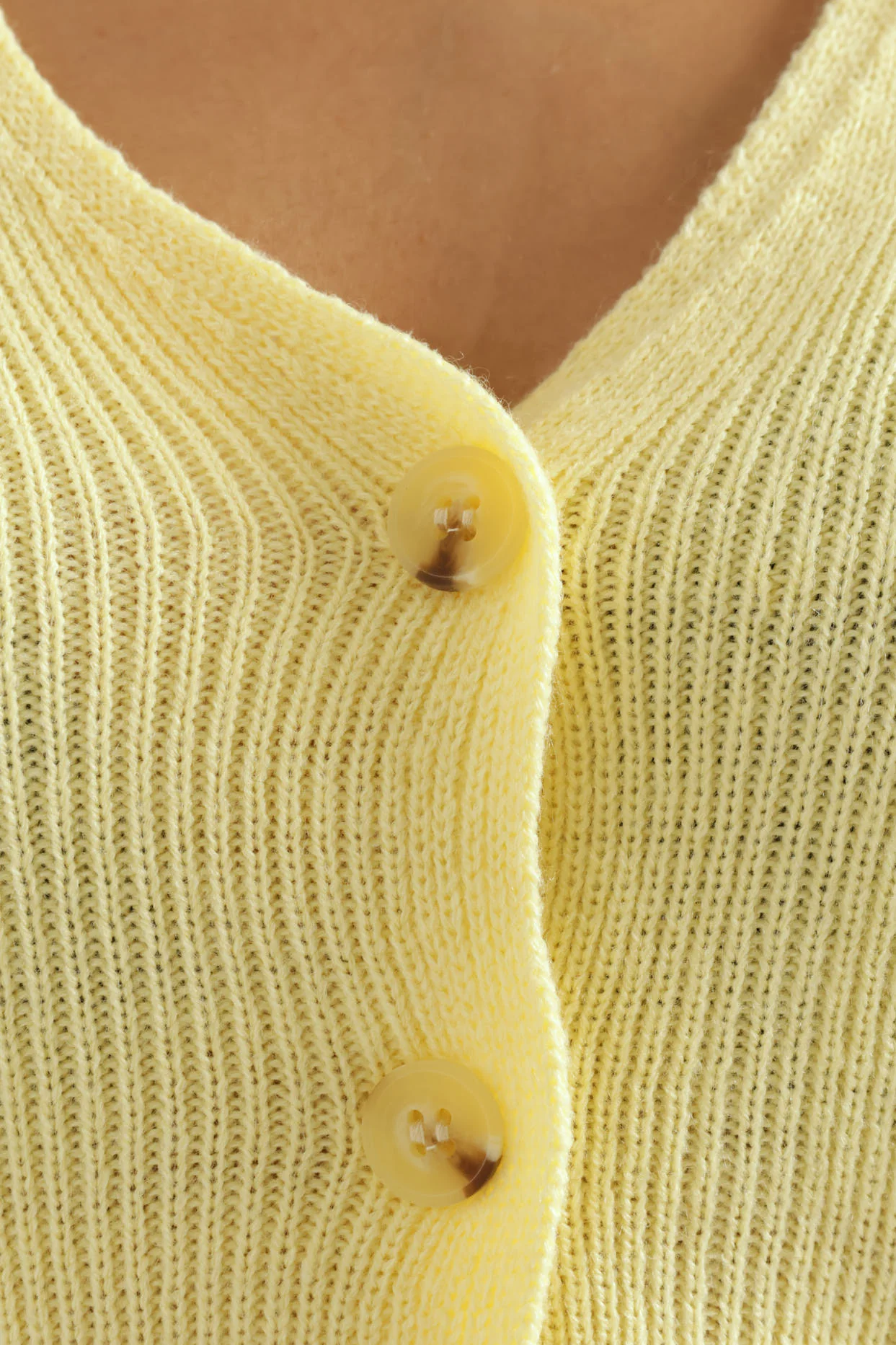 Sleeveless Button Front Collar Knitwear Vest - Yellow - Image 3