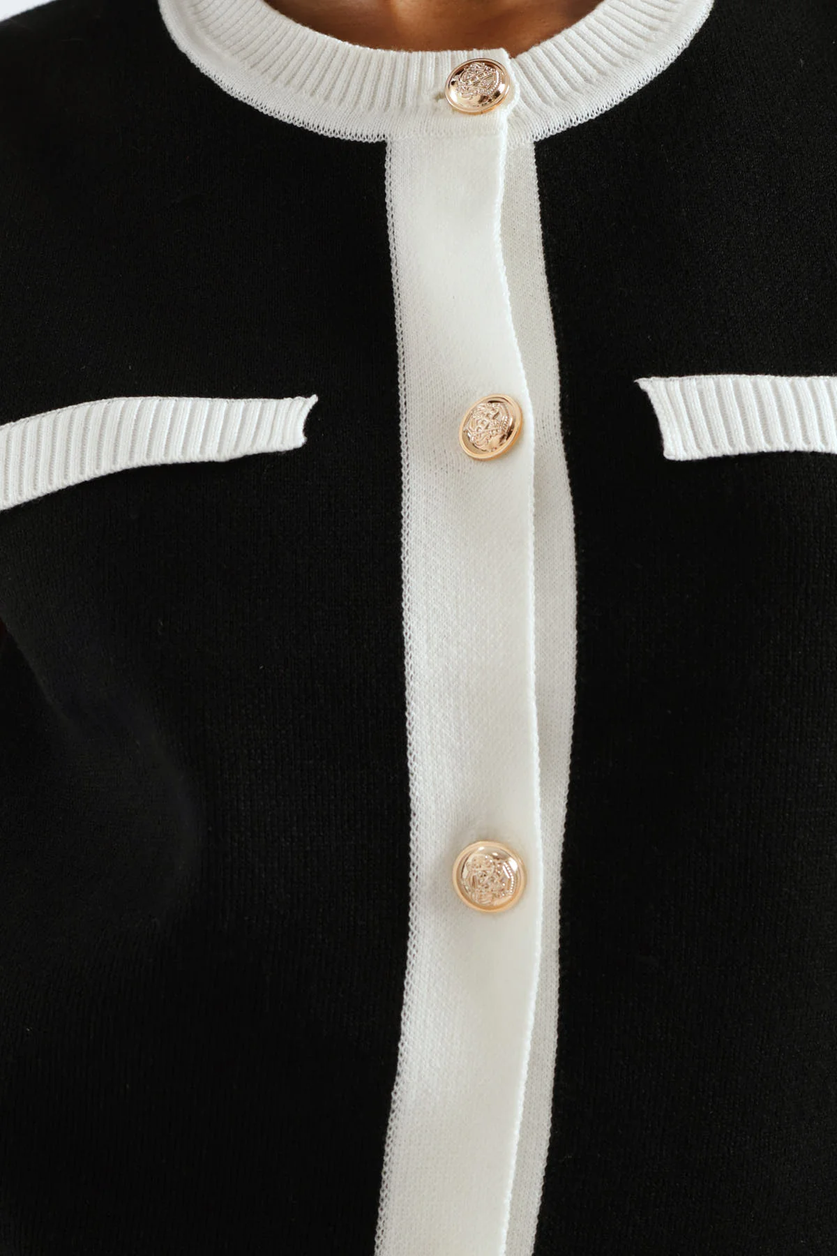 Sleeveless Contrast Knitwear Top - Black/White - Image 2