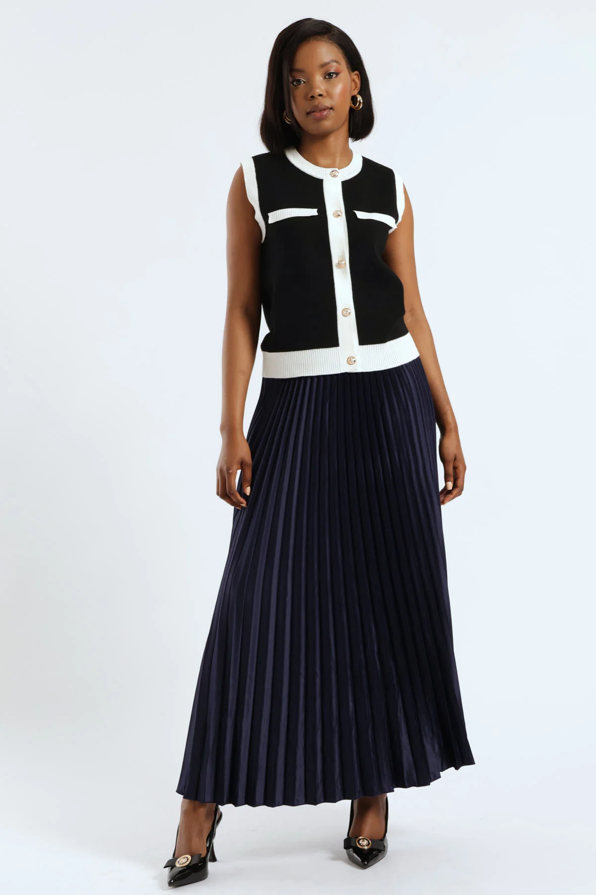 Sleeveless Contrast Knitwear Top - Black/White - Image 5