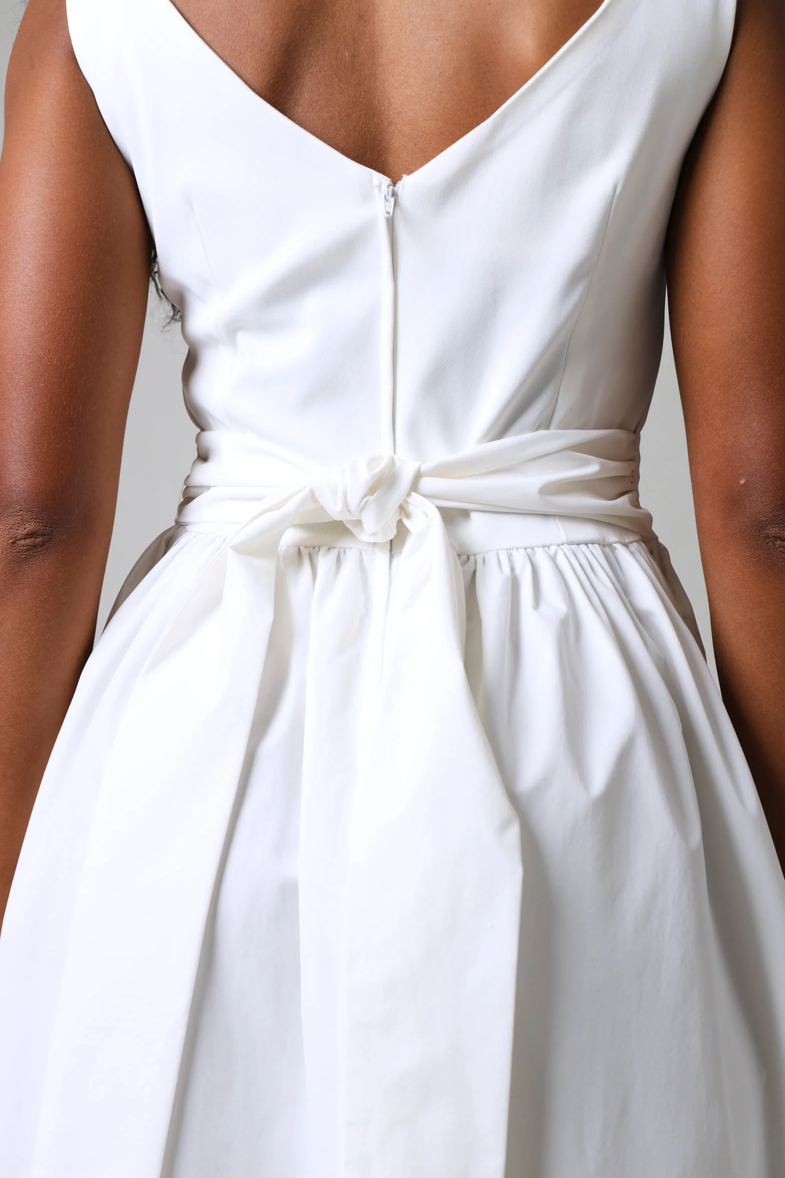 Sleeveless Drop Waist Prom Dress - White - Image 2
