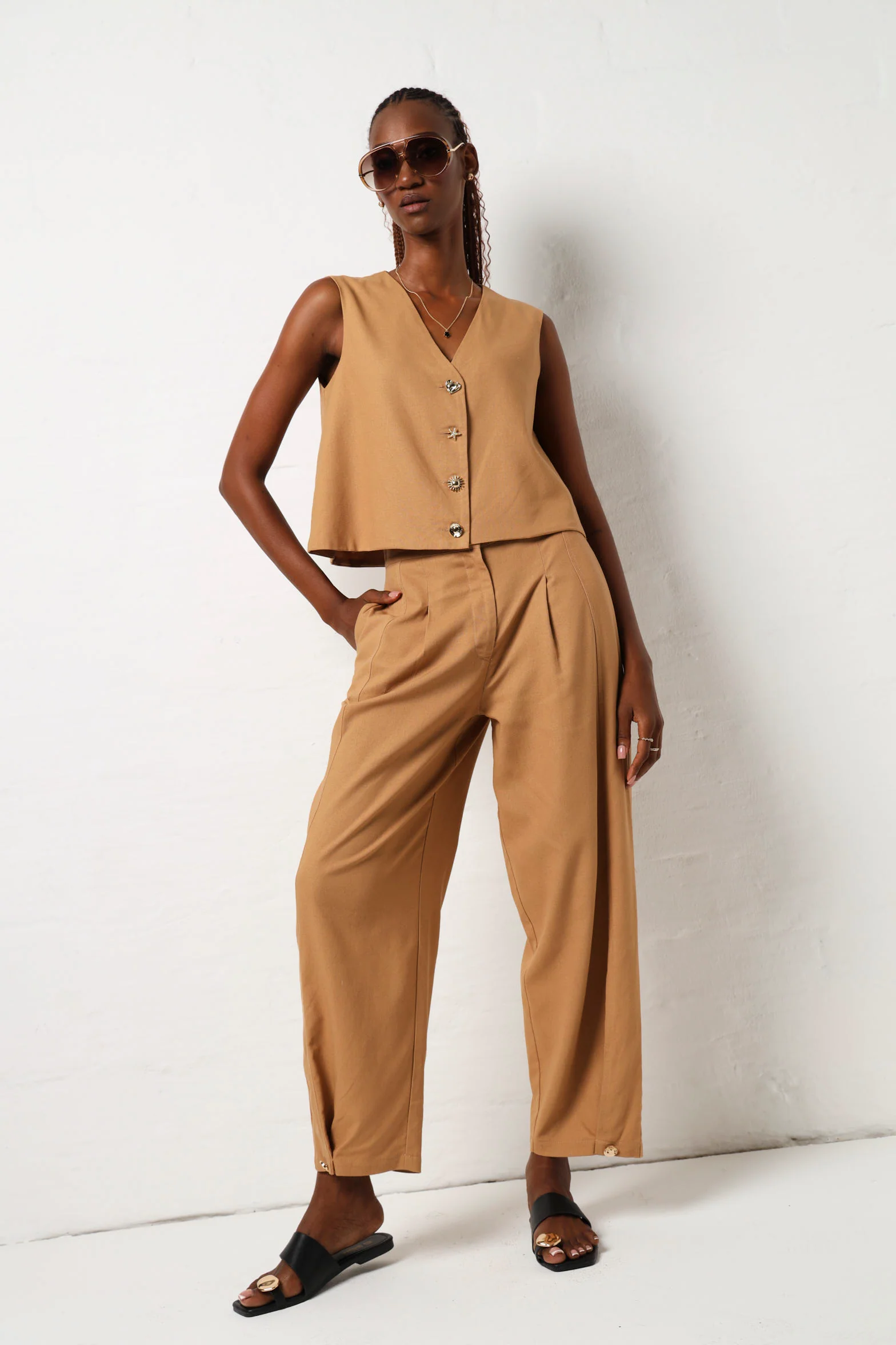Sleeveless Fancy Button Linen Waistcoat - Caramel - Image 2