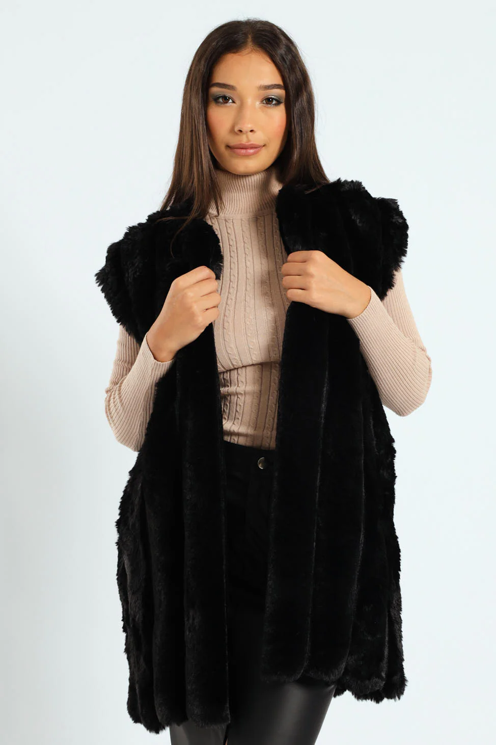 Sleeveless Luxe Faux Fur Gilet - Black