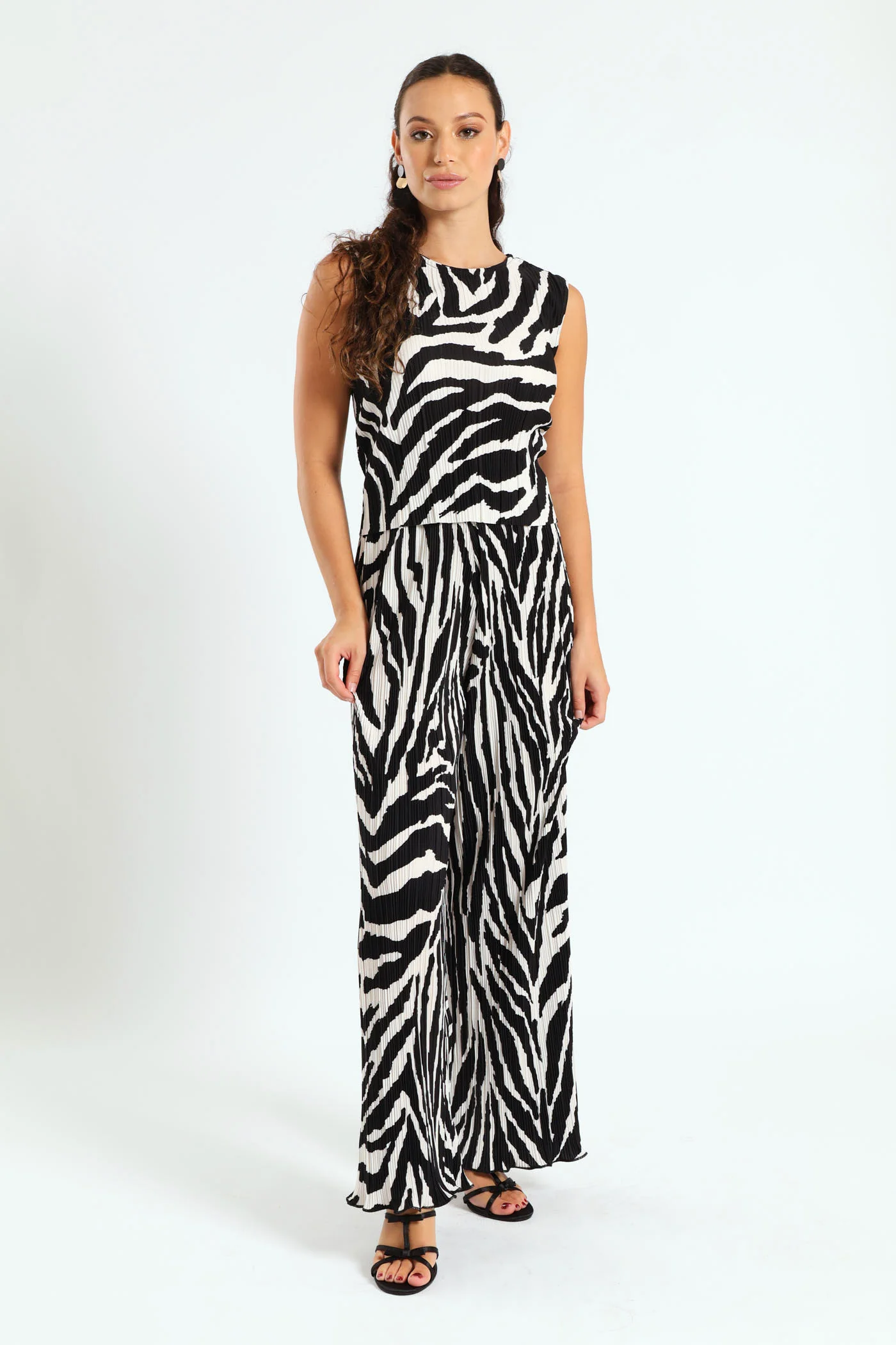 Sleeveless Printed Bodre Top - Black/White - Image 2