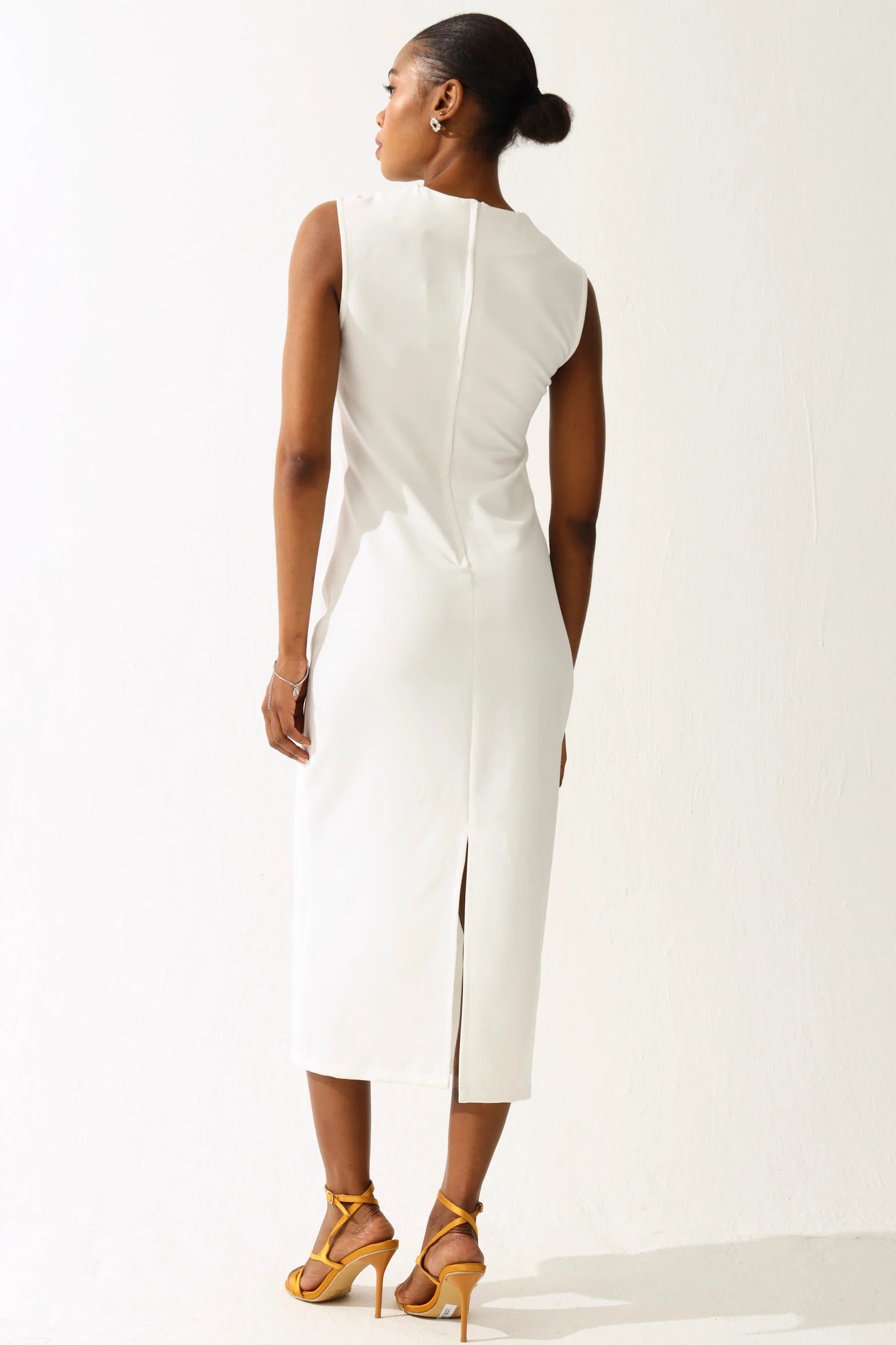 Sleeveless Rouch Bodycon - White - Image 4