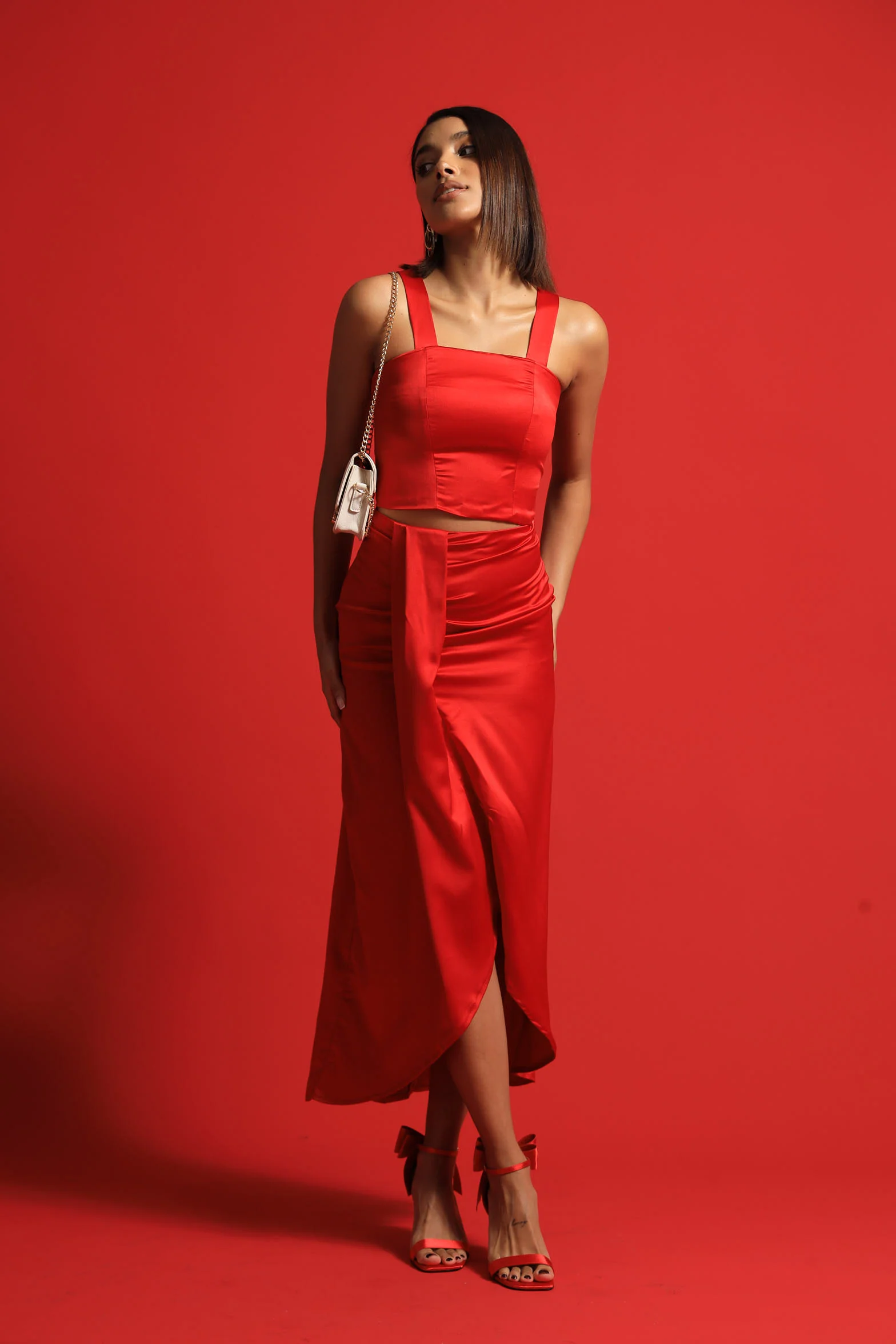 Sleeveless Satin Crop Top - Red - Image 4