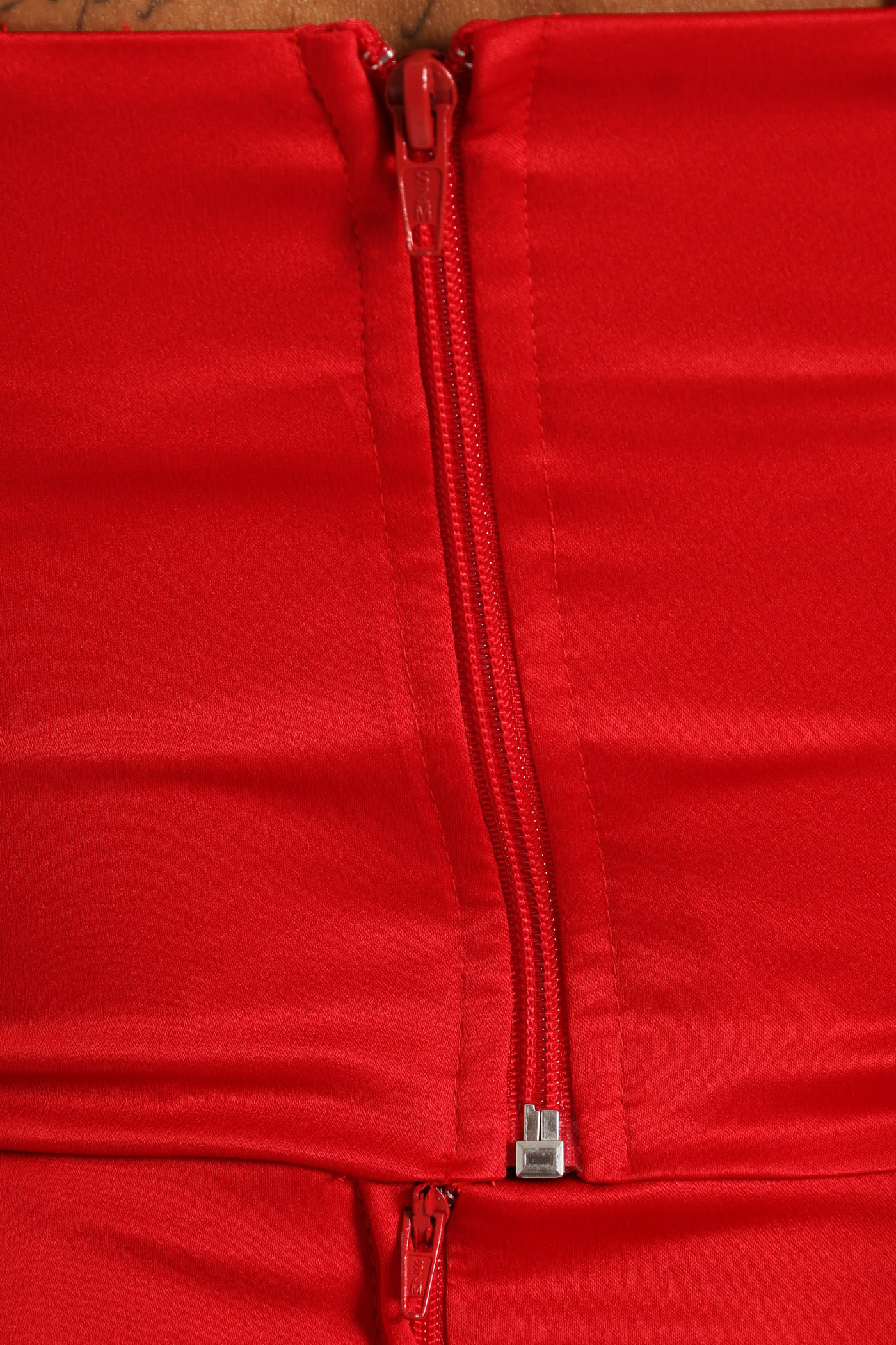 Sleeveless Satin Crop Top - Red - Image 9