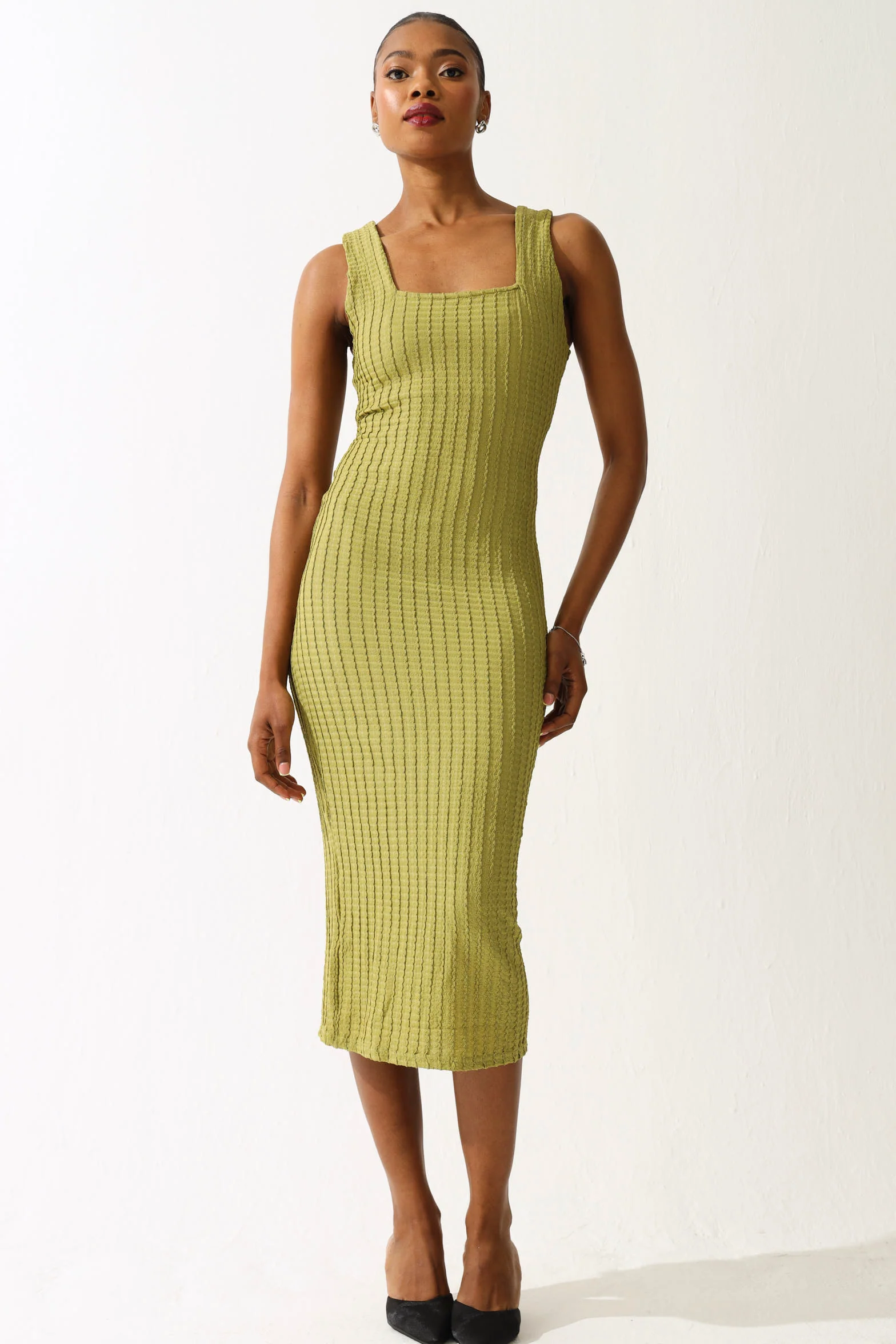 Sleeveless Textured Bodycon Dress - Chartreuse
