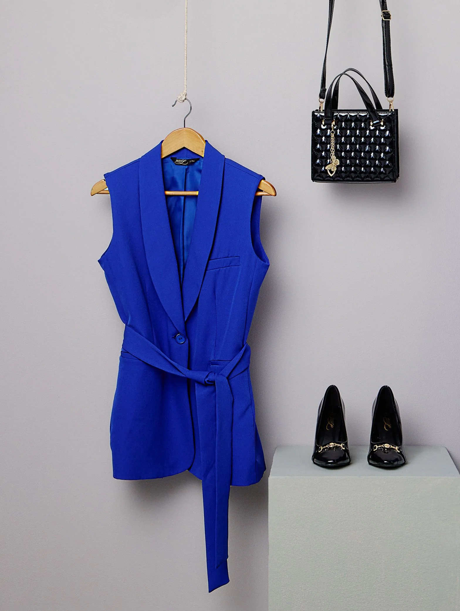 Sleeveless Waist Tie Blazer - Cobalt - Image 4