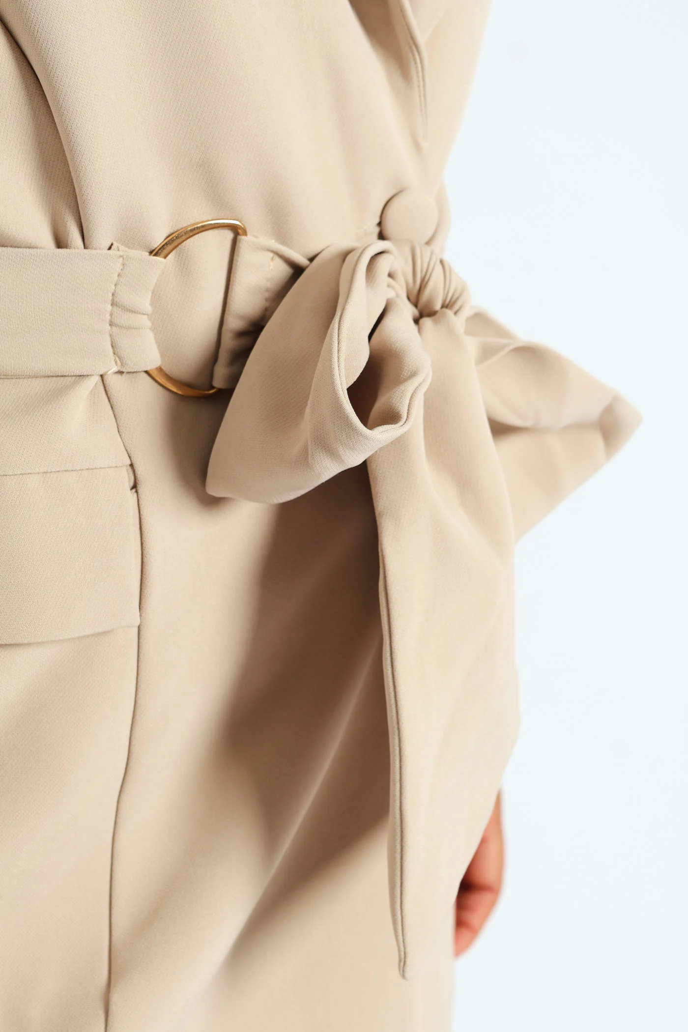 Sleeveless Waist Tie Buckle Detail Blazer - Nude - Image 4