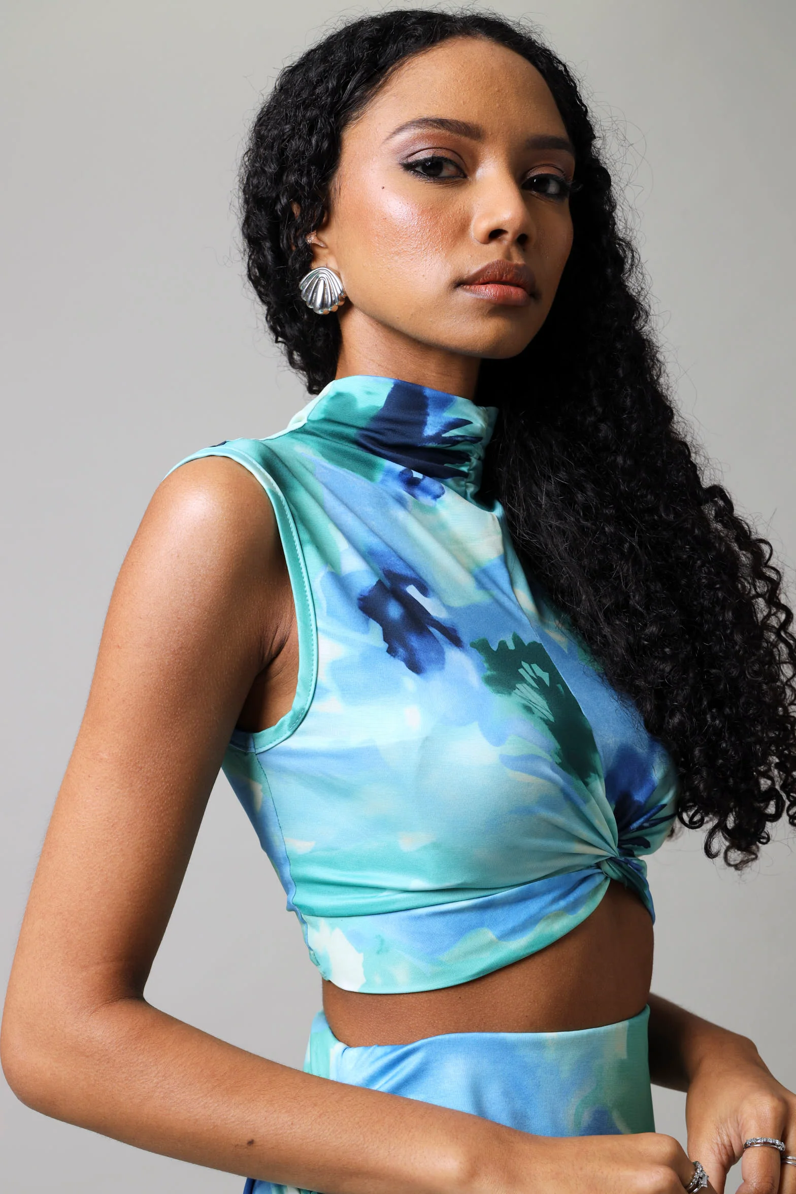 Sleevelss Wrap Crop Top - Blue - Image 5