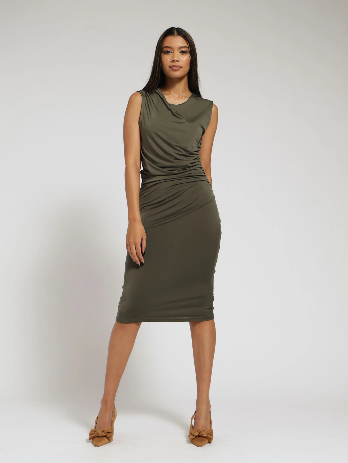 Sleveless Side Gauged Slinky Midi Dress - Image 2