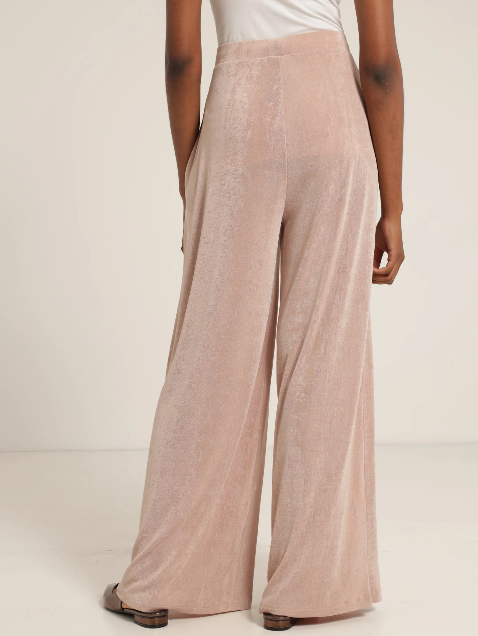 Slinky Wideleg Pants - Image 3