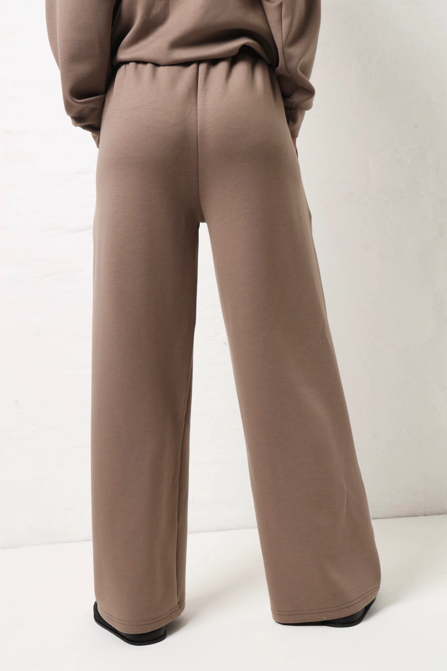 Soft Touch Widleg Active Pants - Beige/Cream - Image 4