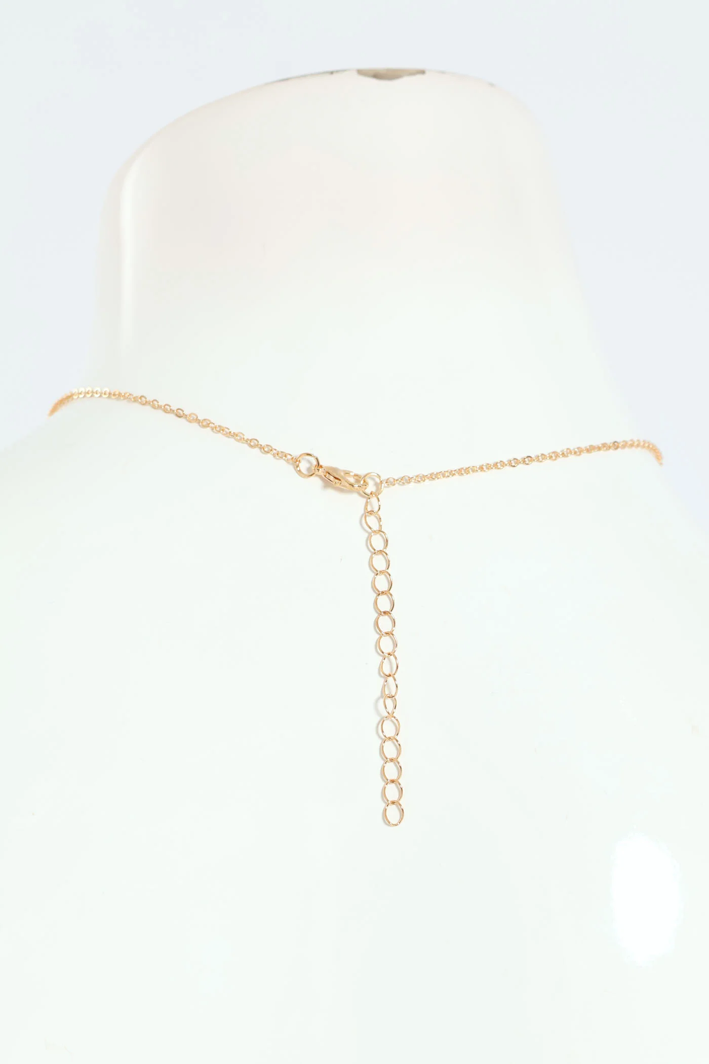 Solid Flower Pendant Necklace - Gold - Image 3