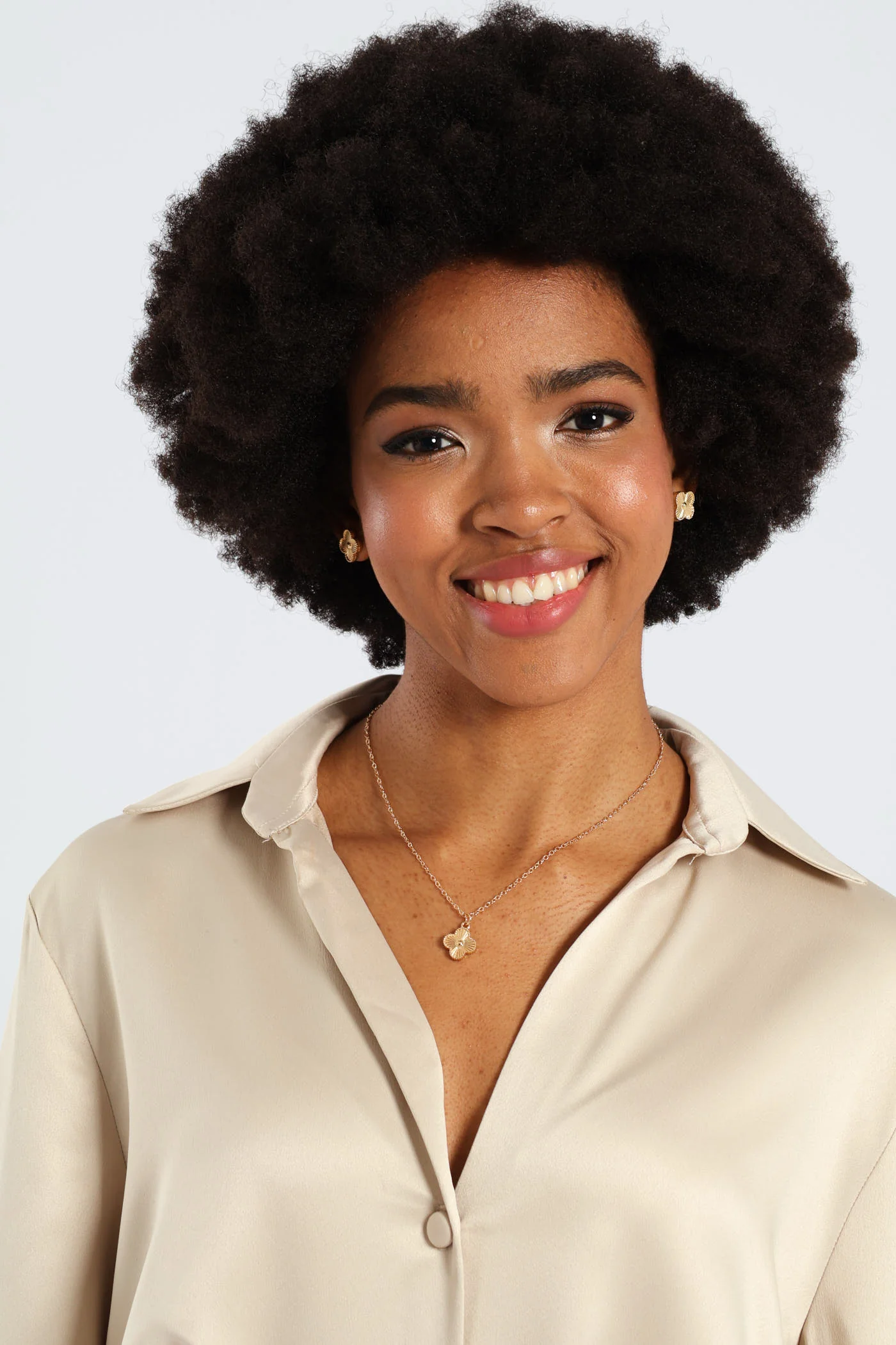 Solid Flower Pendant Necklace & Matching Earrings - Gold
